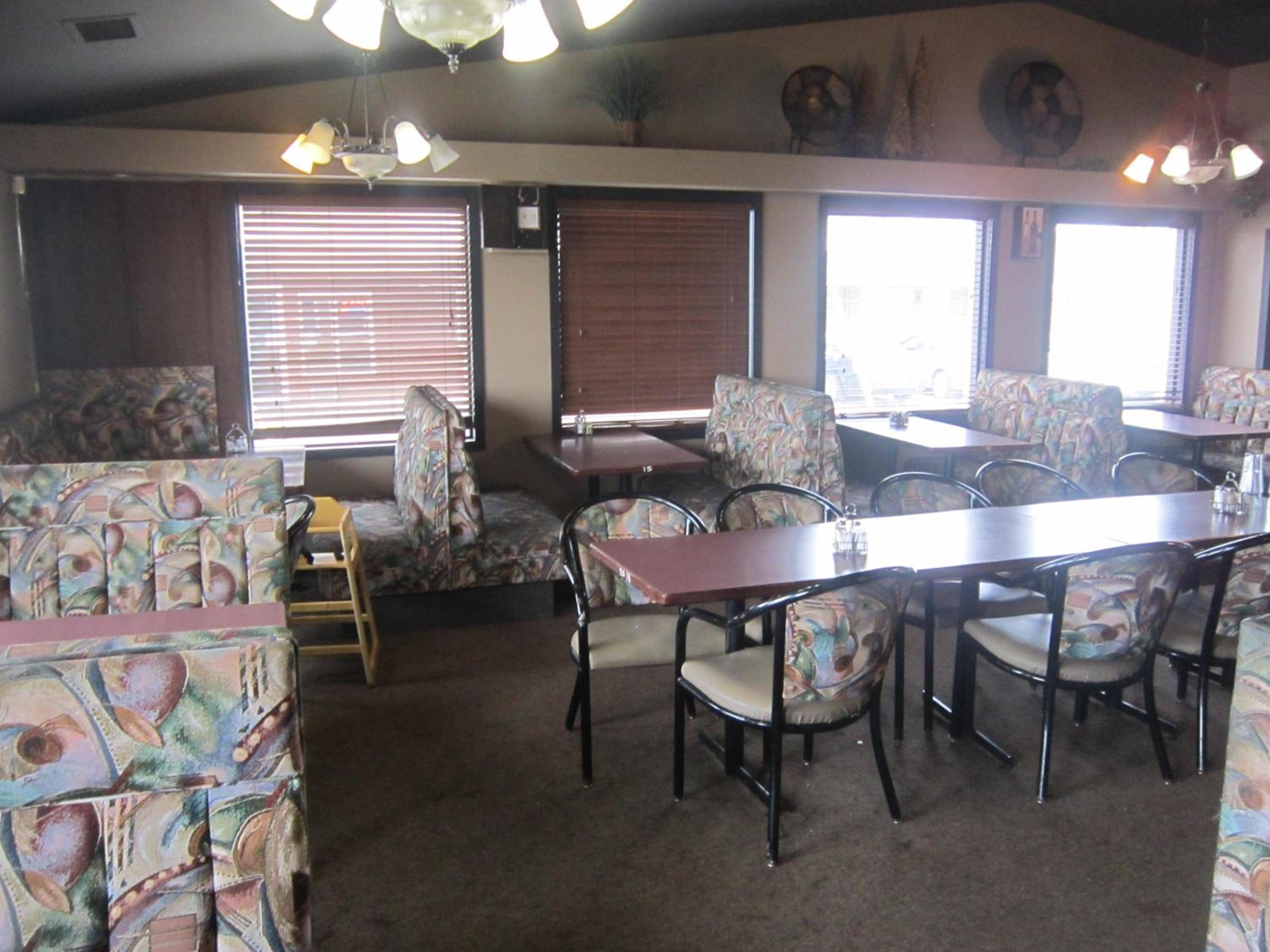 Battlefords Inn