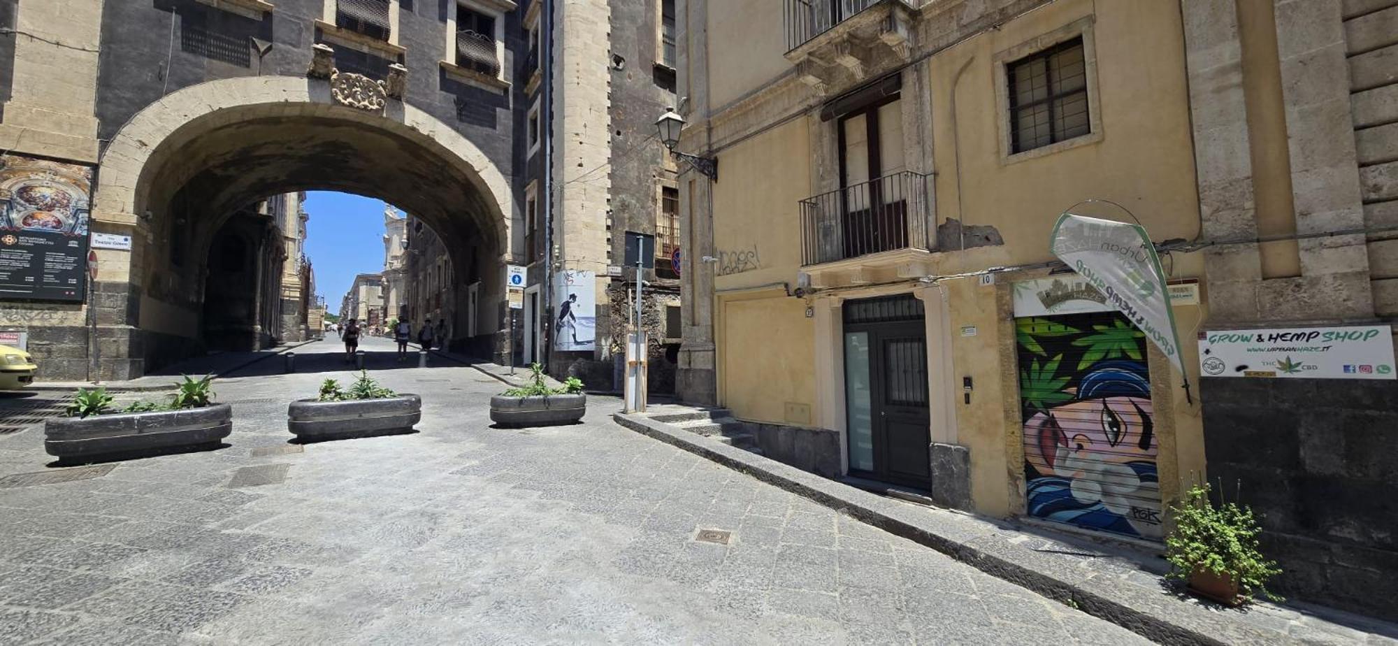 Crociferi Home di Agata e Aurora