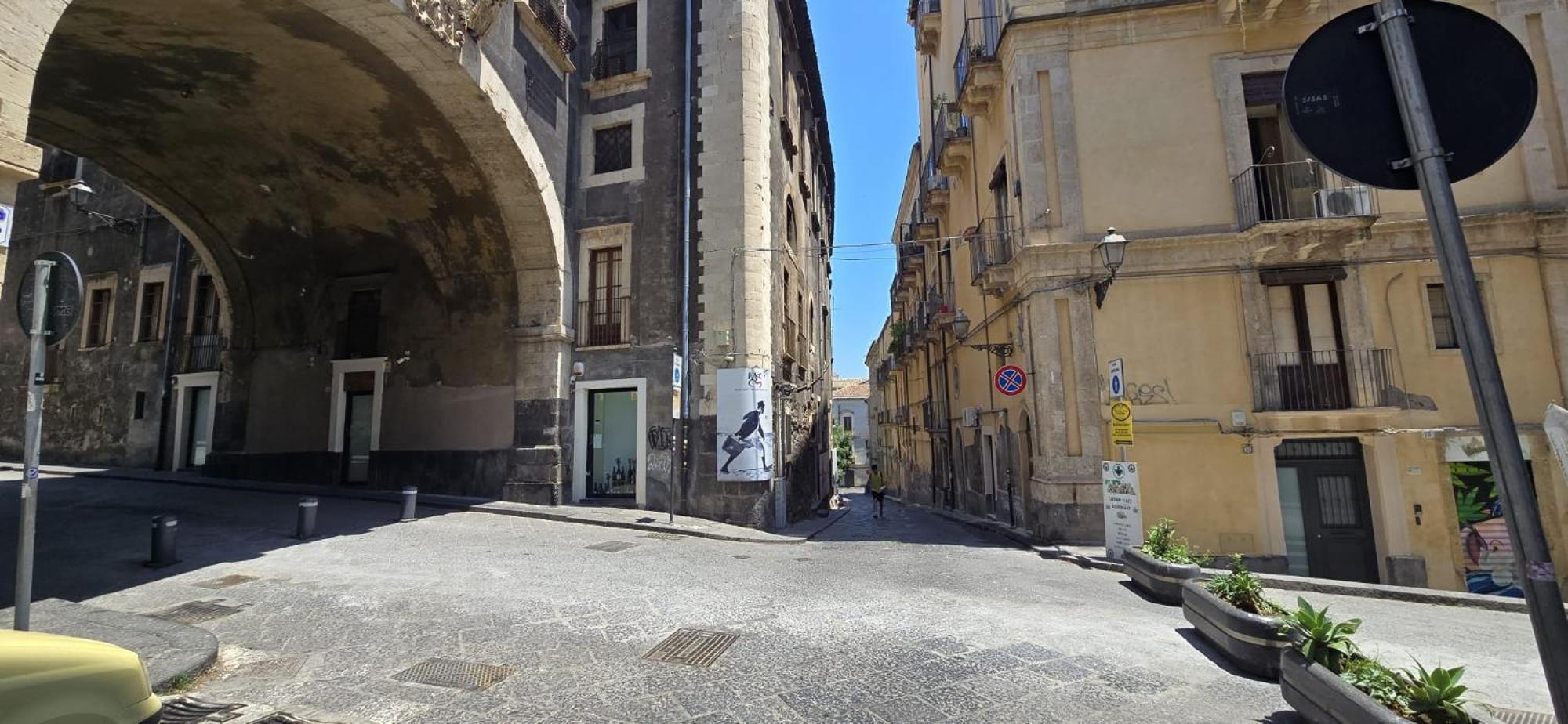 Crociferi Home di Agata e Aurora