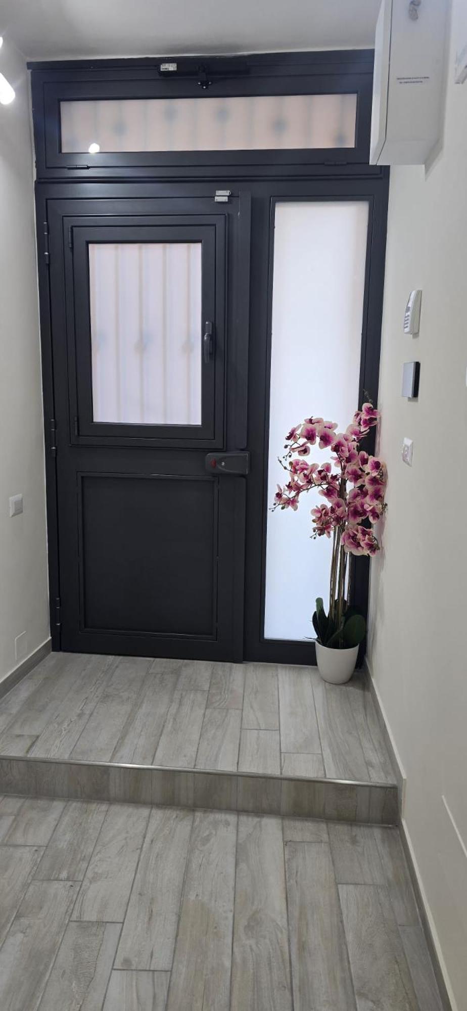 Crociferi Home di Agata e Aurora
