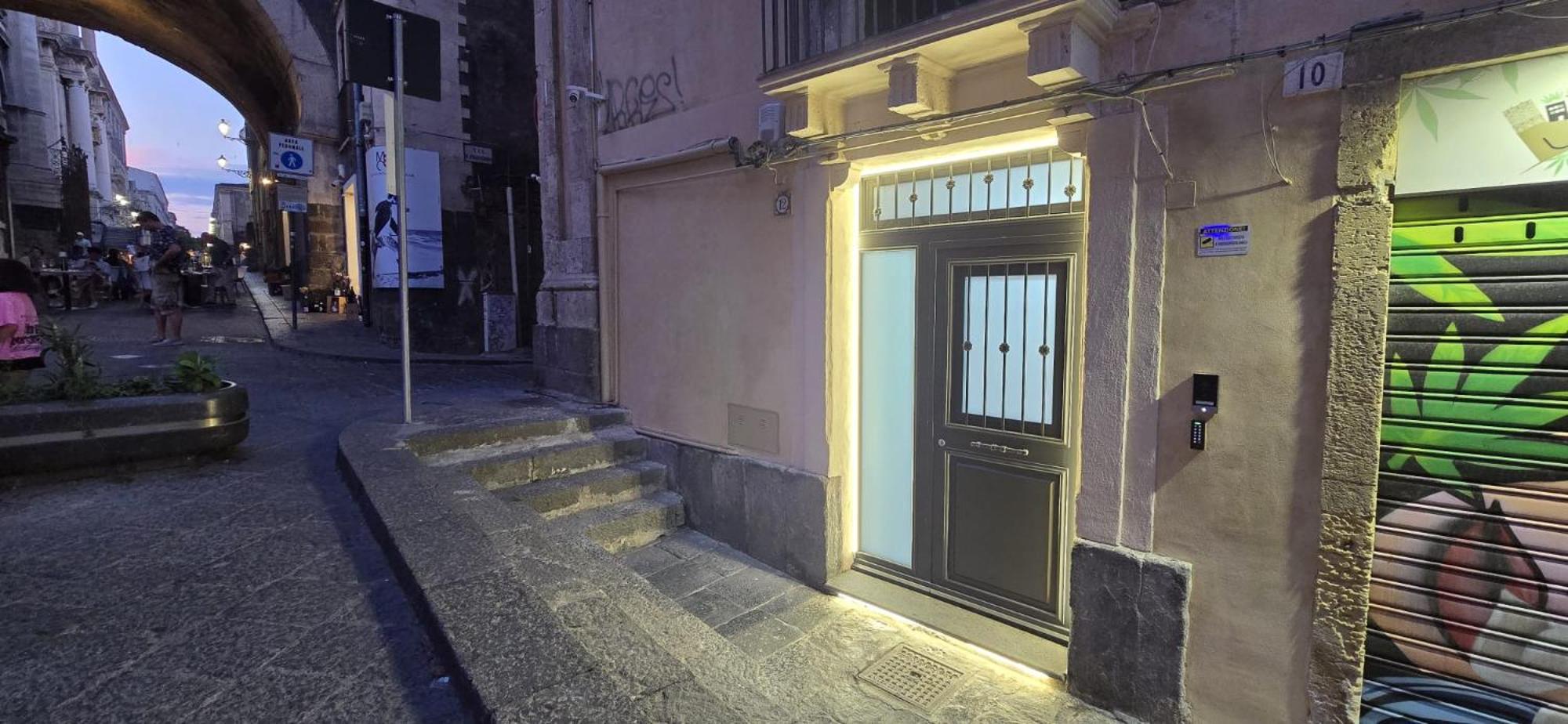 Crociferi Home di Agata e Aurora