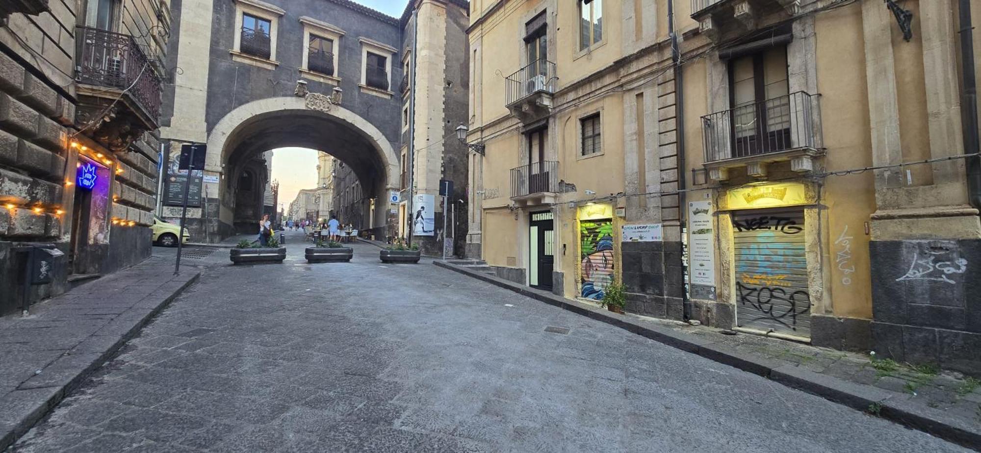 Crociferi Home di Agata e Aurora