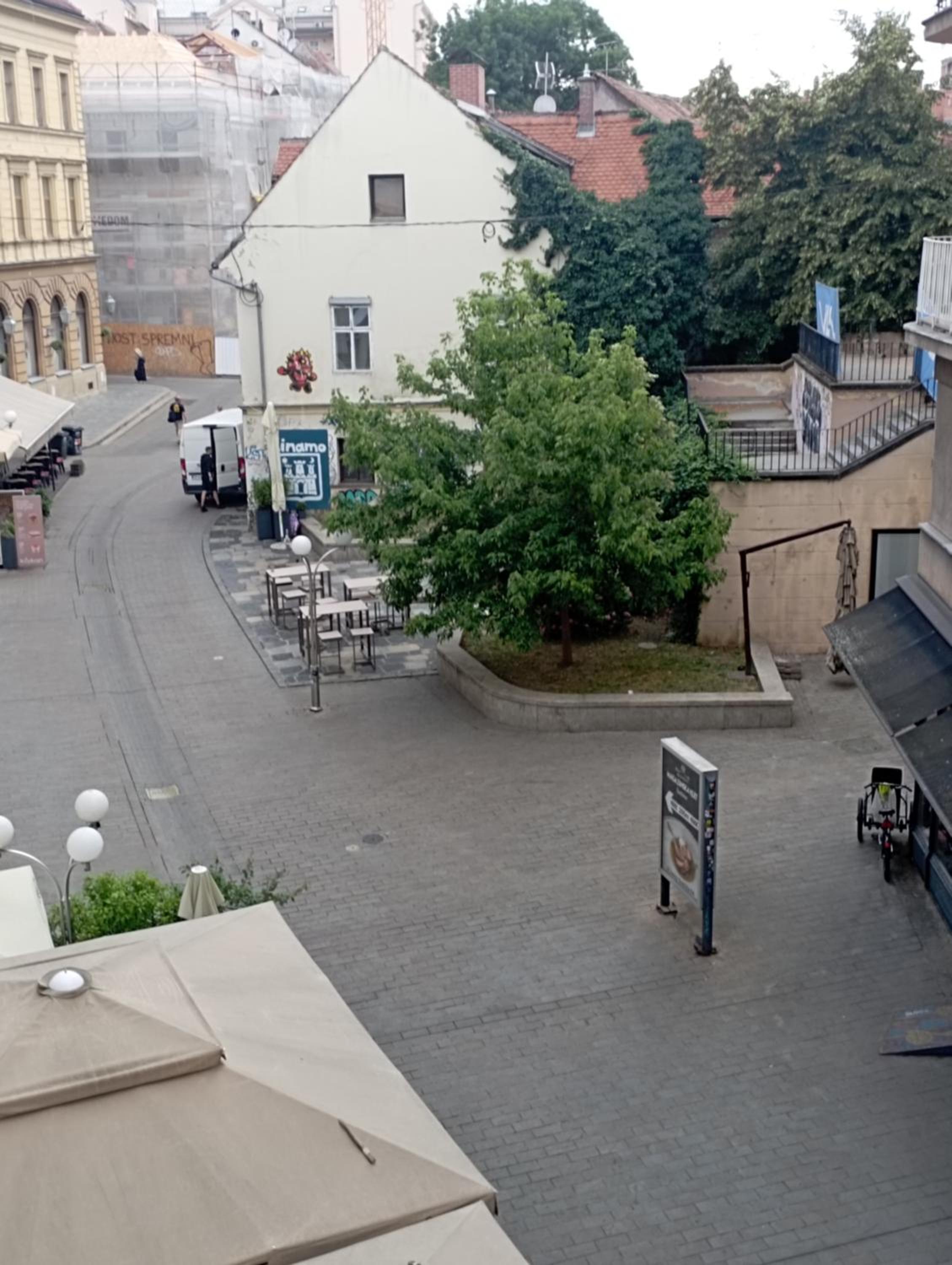 La Zagreb