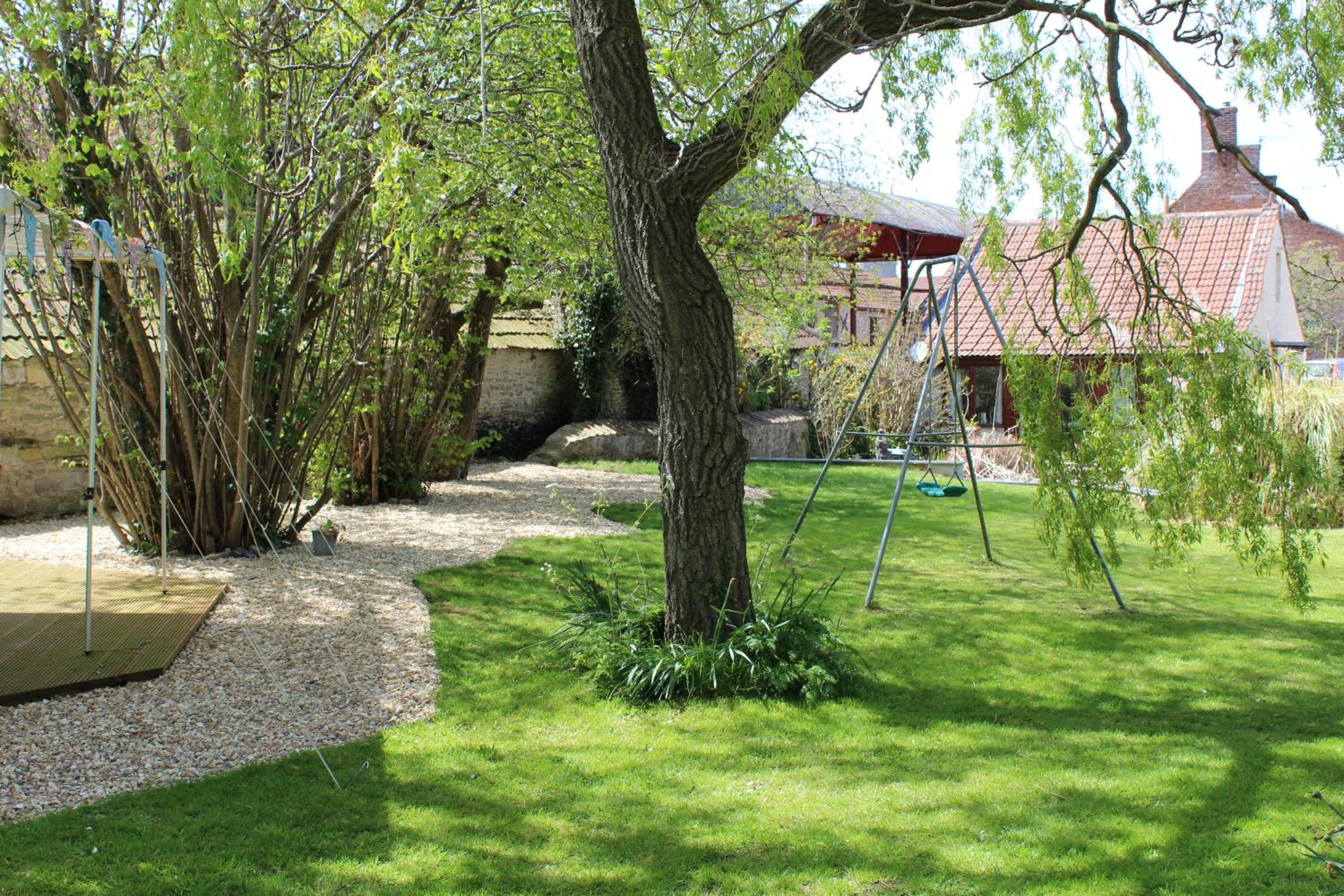 Little England Retreats - Cottage, Yurt and Shepherd Huts