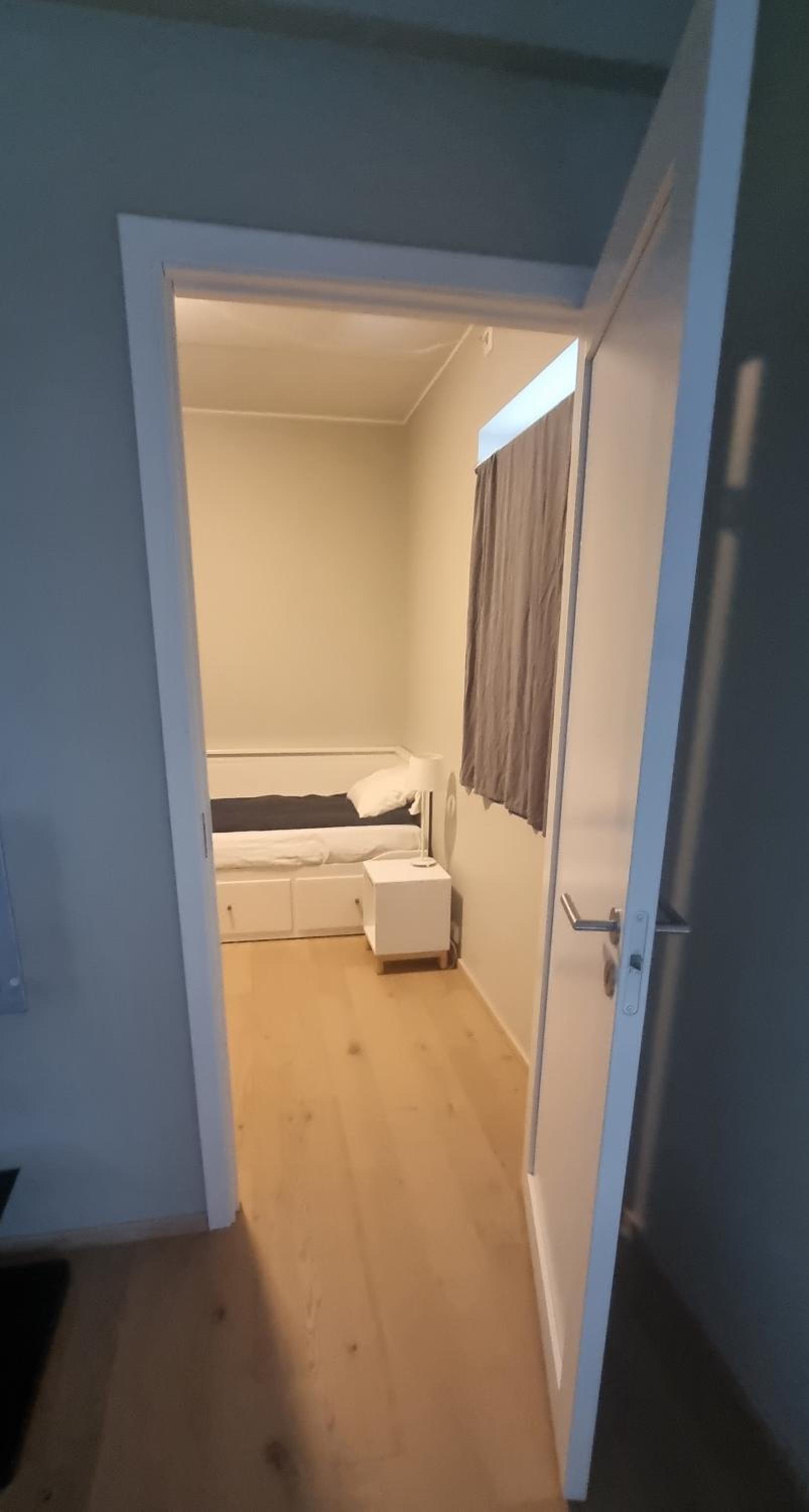 8sq mts room01 Seaside Lervig-Park