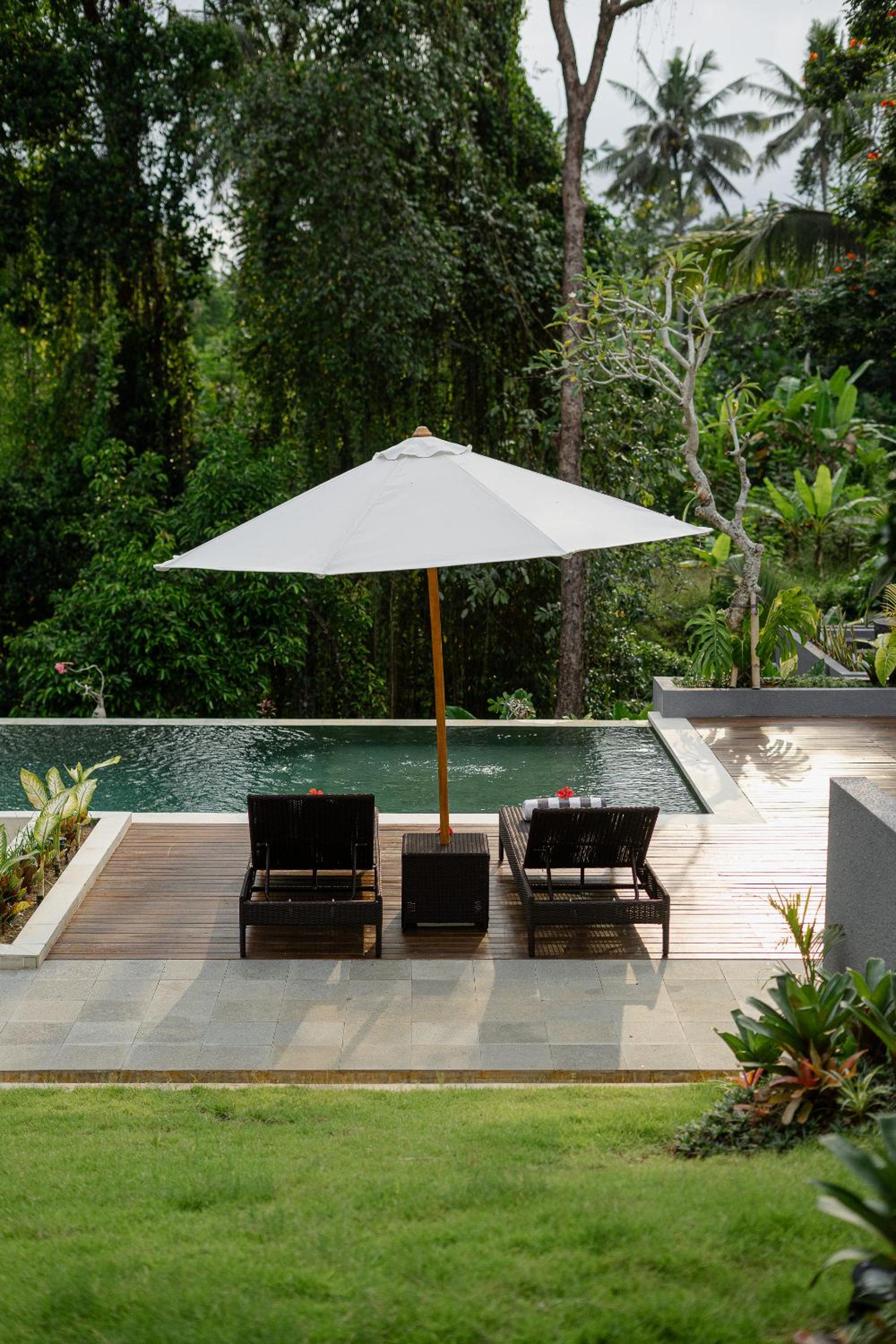 September Ends Villa Ubud