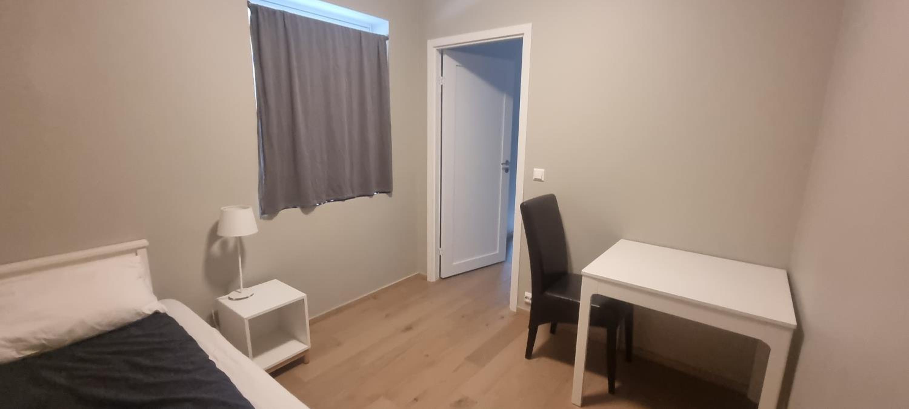 8sq mts room01 Seaside Lervig-Park