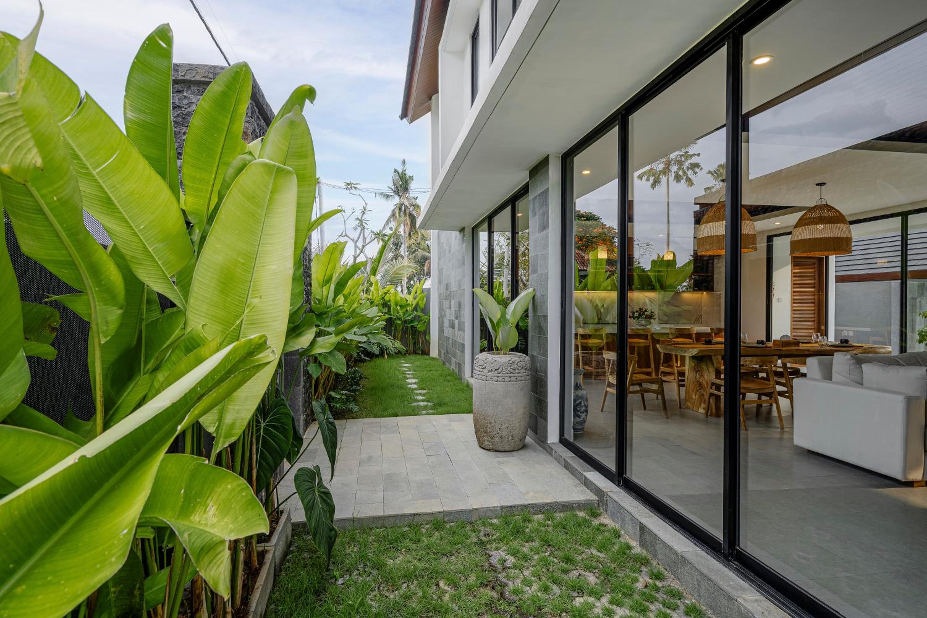 September Ends Villa Ubud