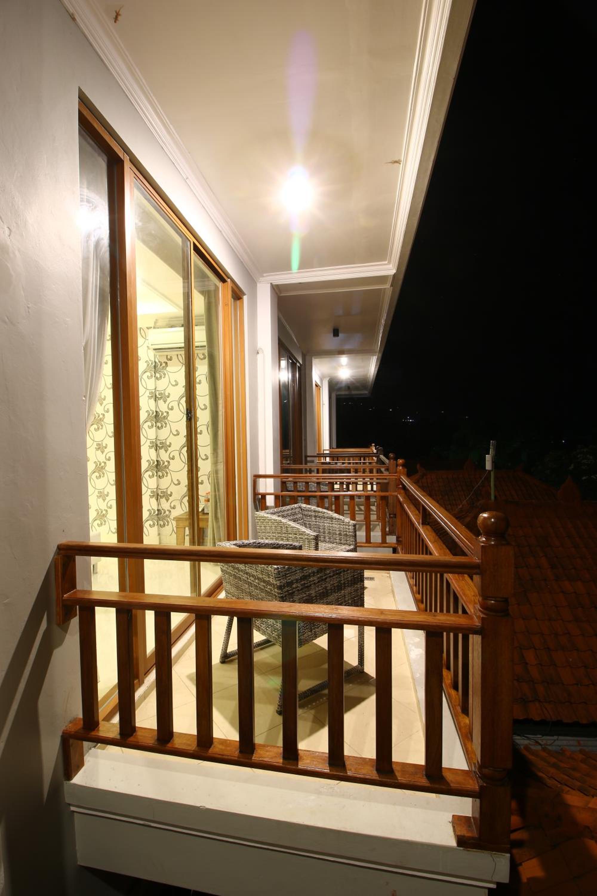 Photo 34