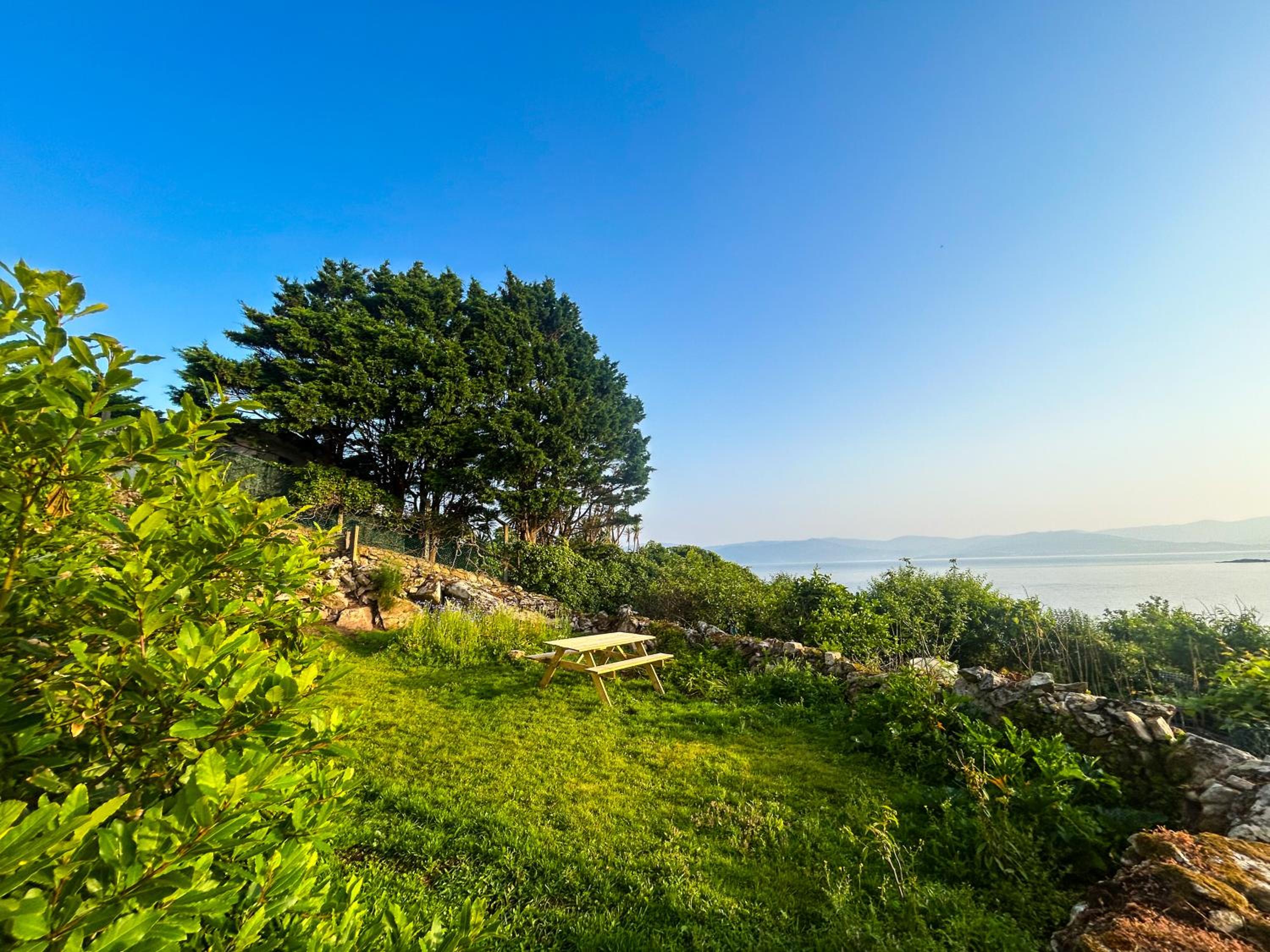 OLarDasOlas - Casa con jardin privado frente al mar, Porto do Son