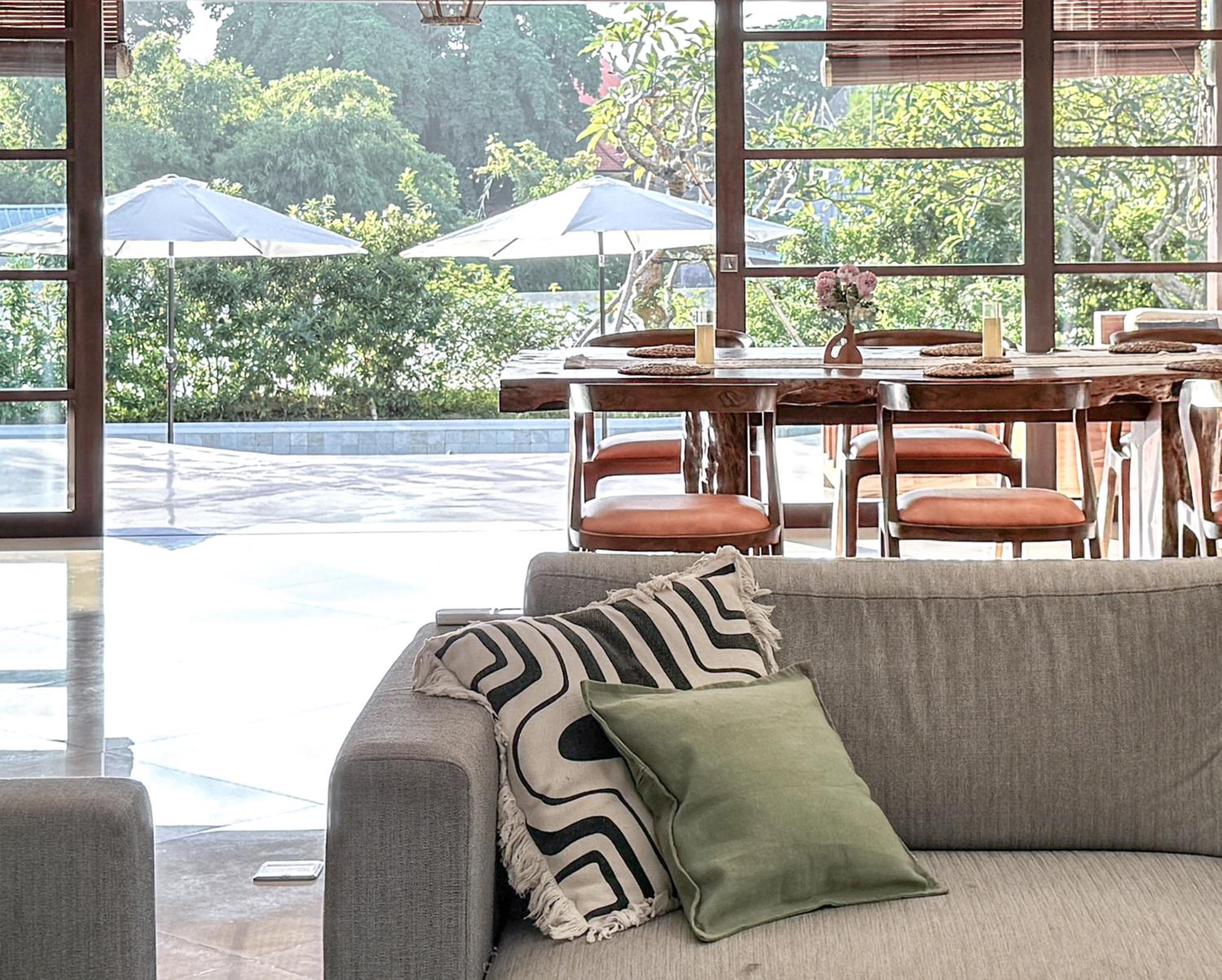 Luxury 4-Bedroom Pool Villa in Canggu - 7 mins to Beach