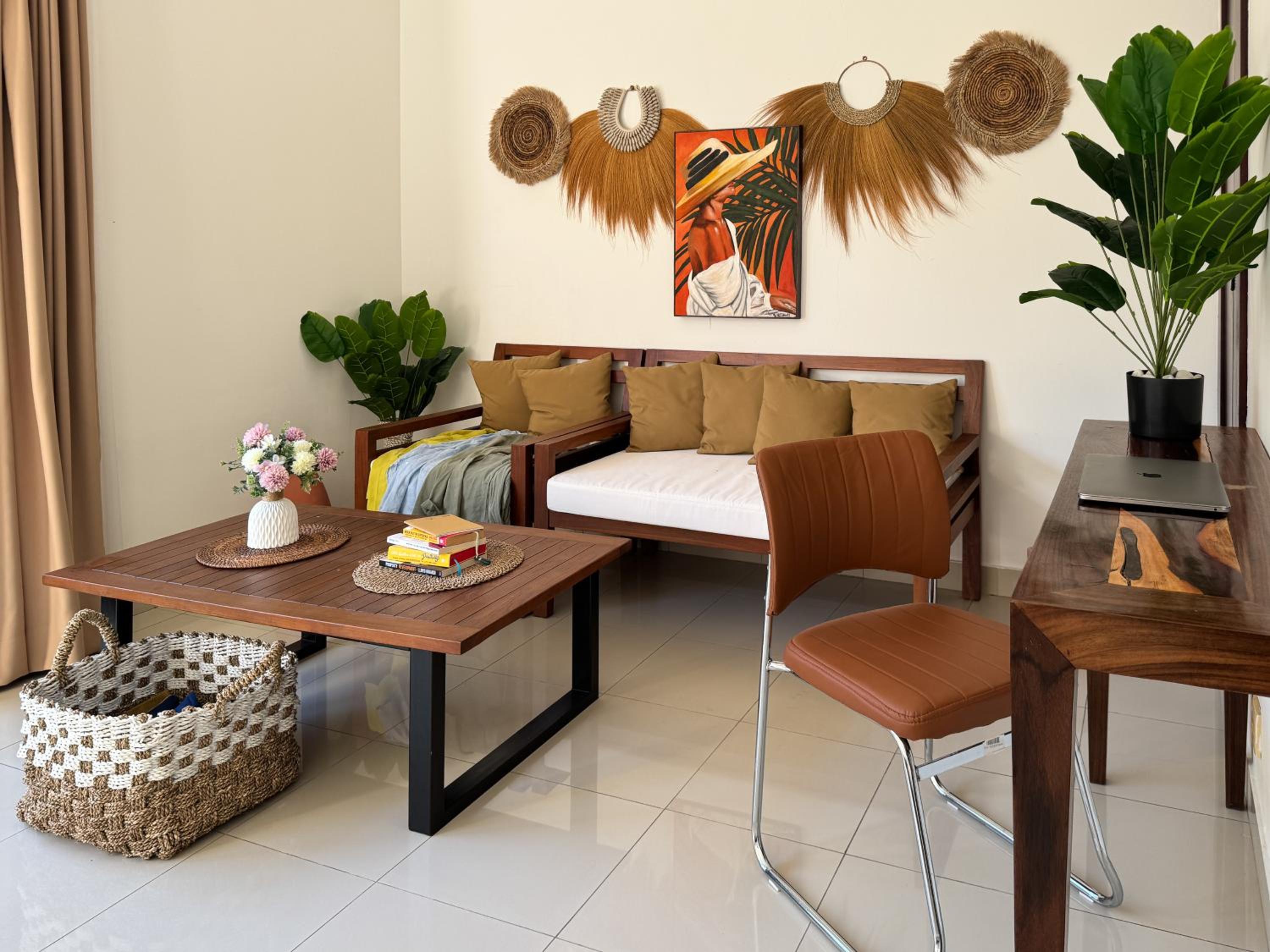 Luxury 4-Bedroom Pool Villa in Canggu - 7 mins to Beach