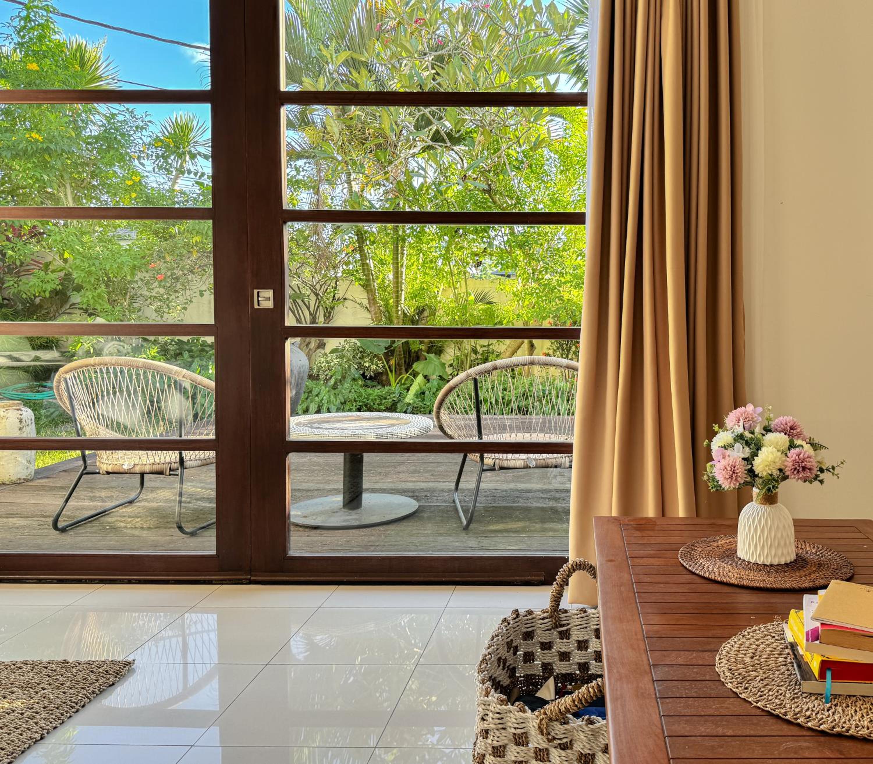 Luxury 4-Bedroom Pool Villa in Canggu - 7 mins to Beach