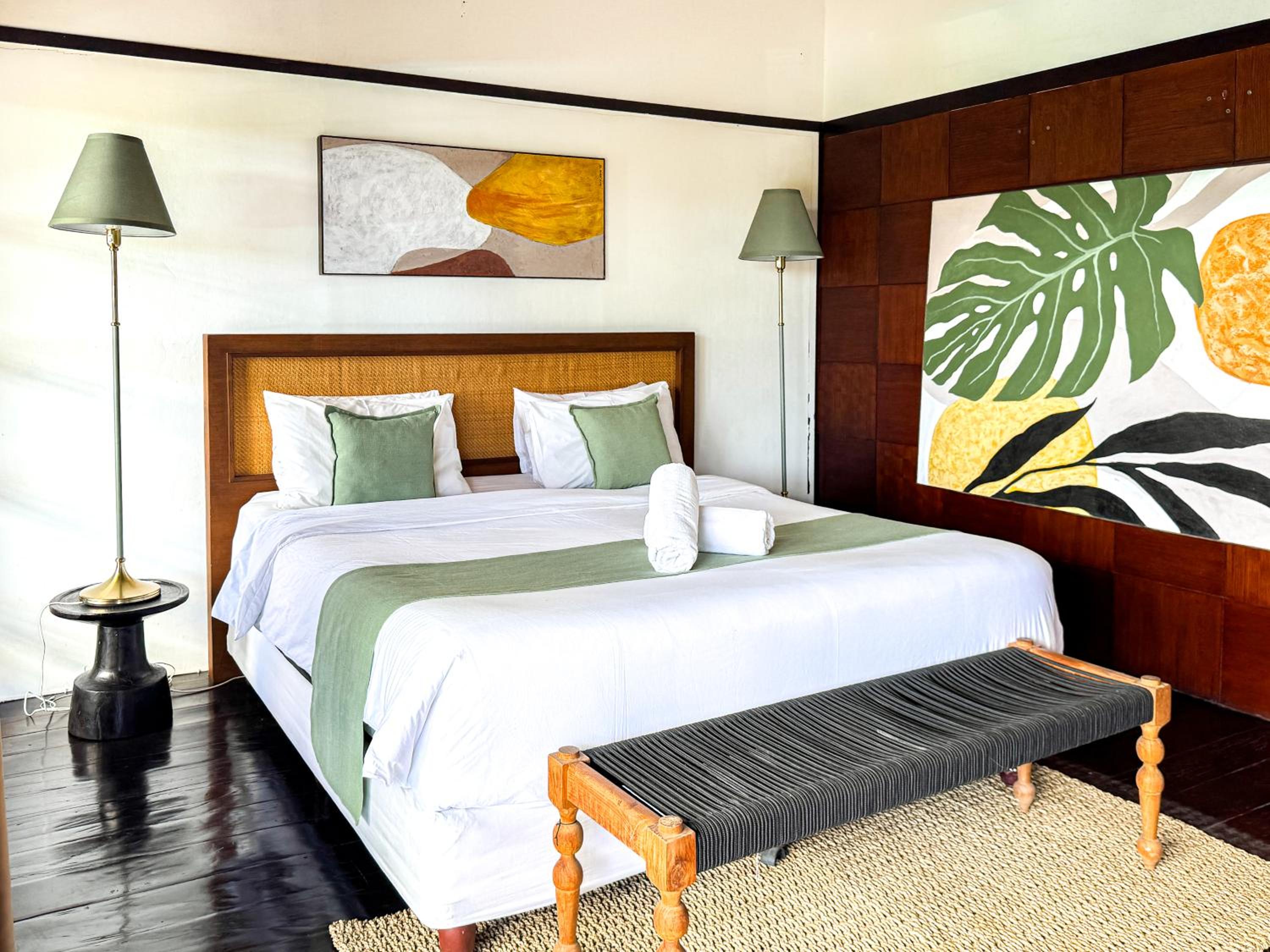 Luxury 4-Bedroom Pool Villa in Canggu - 7 mins to Beach