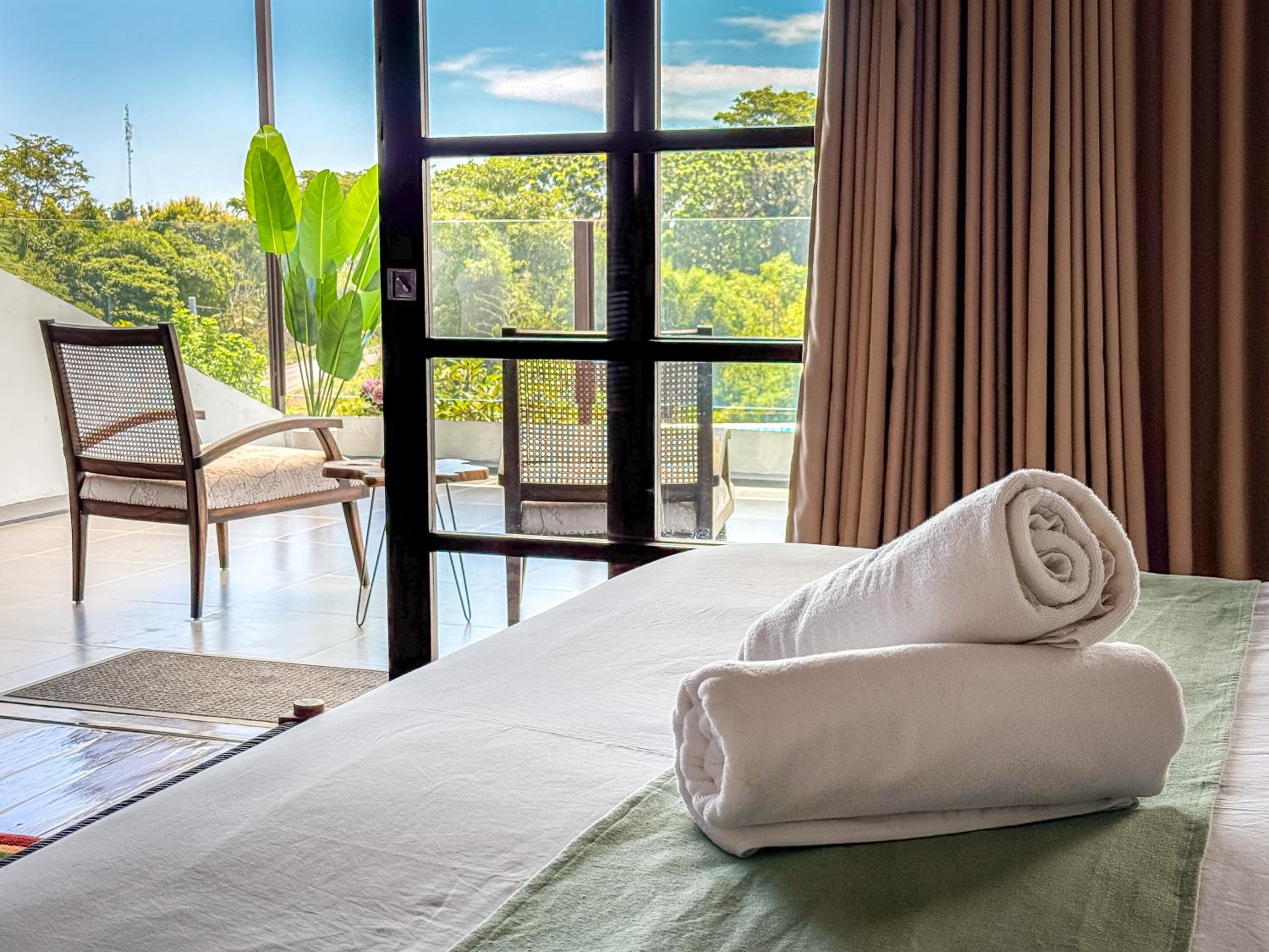 Luxury 4-Bedroom Pool Villa in Canggu - 7 mins to Beach