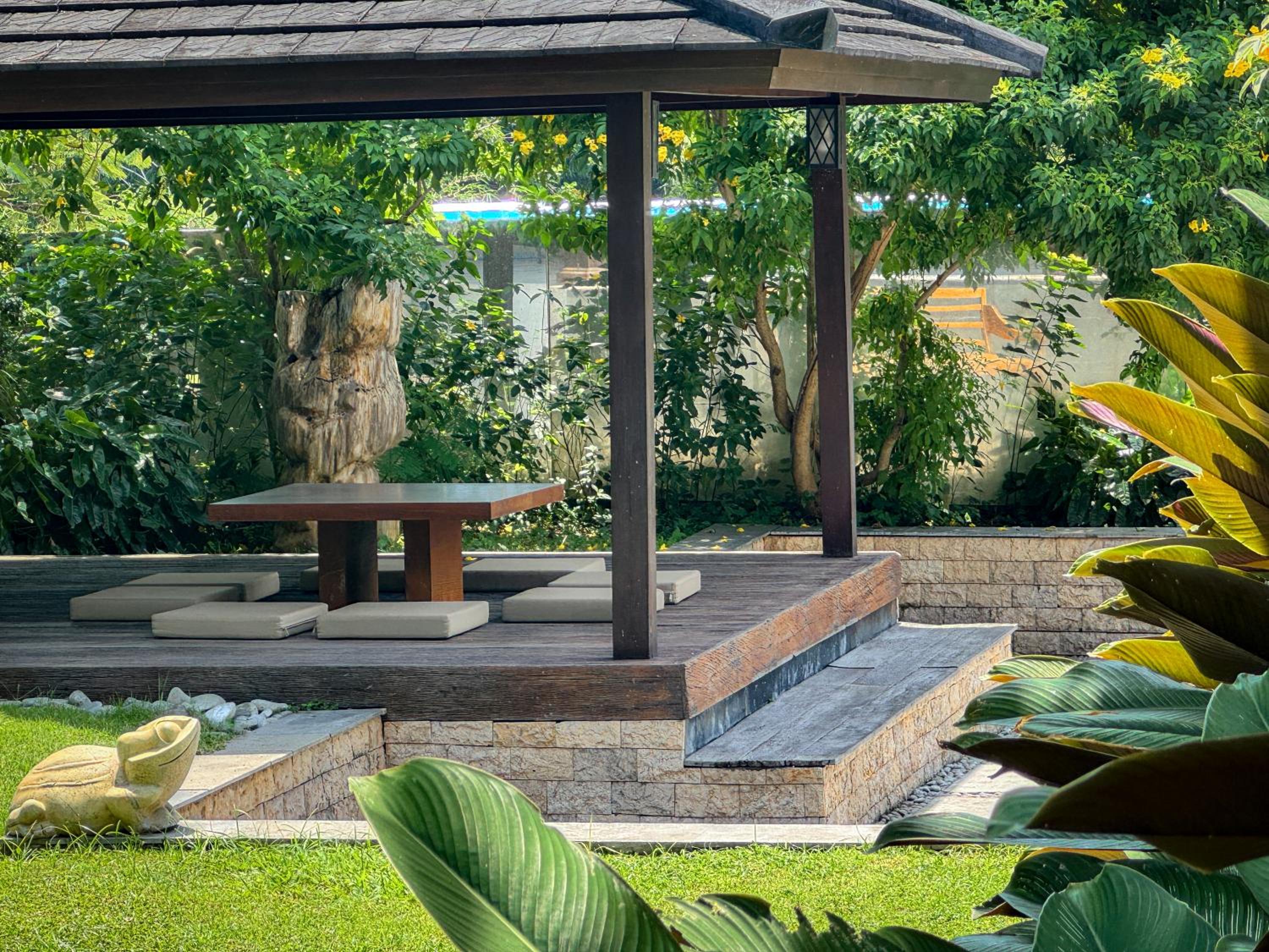 Luxury 4-Bedroom Pool Villa in Canggu - 7 mins to Beach