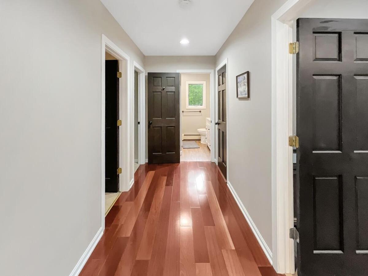 Sugar Hollow home