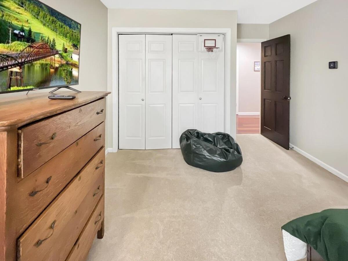 Sugar Hollow home