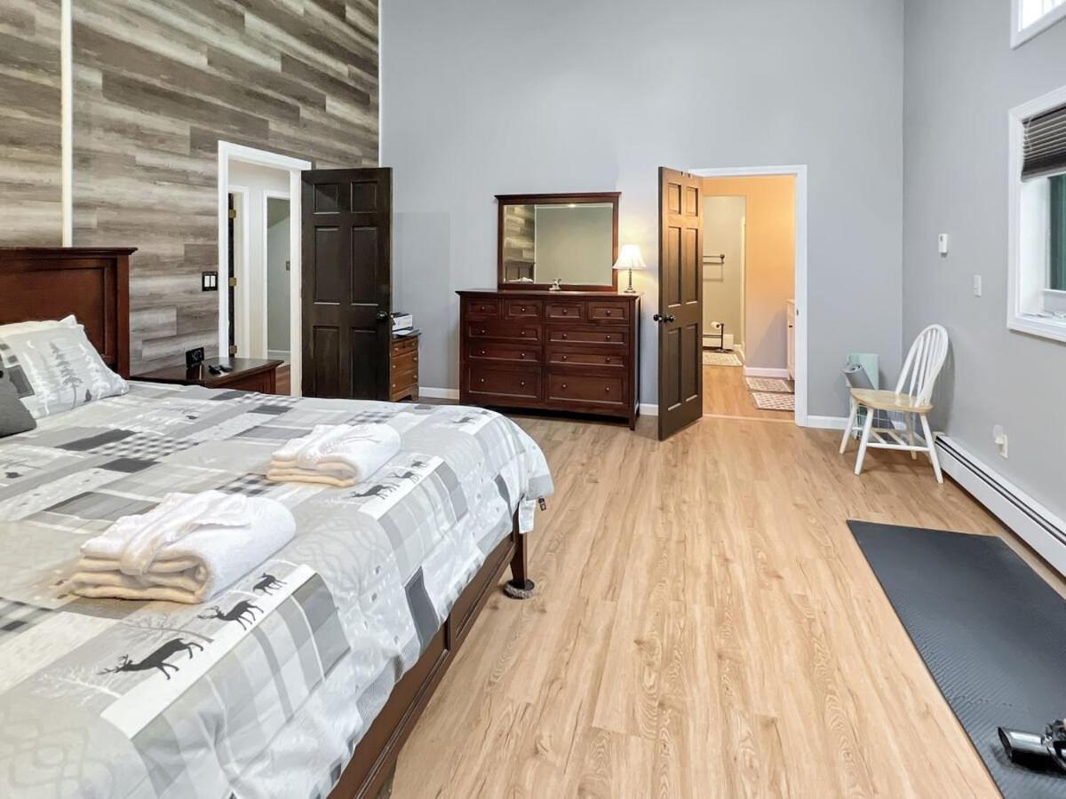 Sugar Hollow home