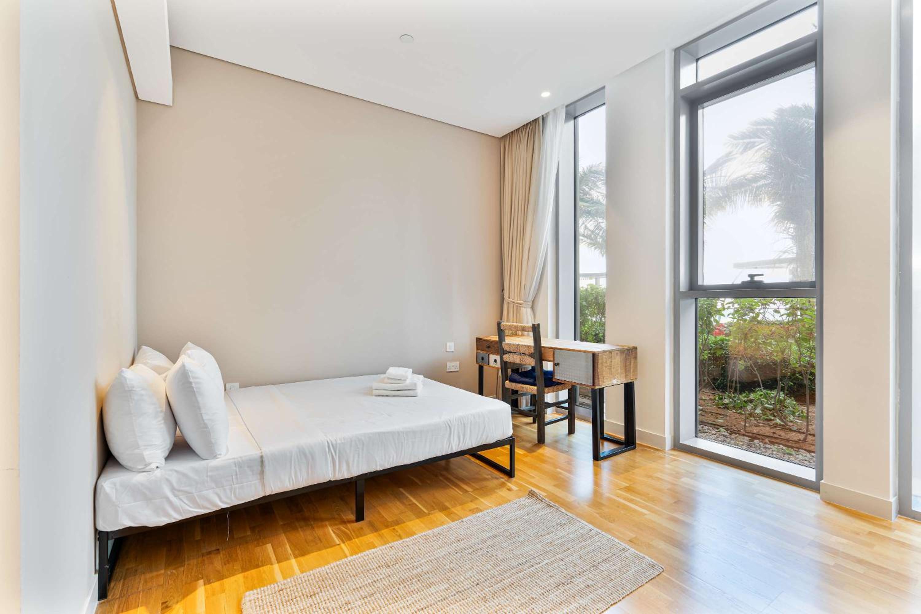 PVH - Tranquil 2BR - Bluewaters Residences 5