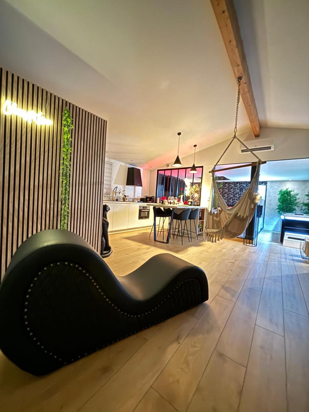 La Charmeuse, suite luxueuse romantique & spa