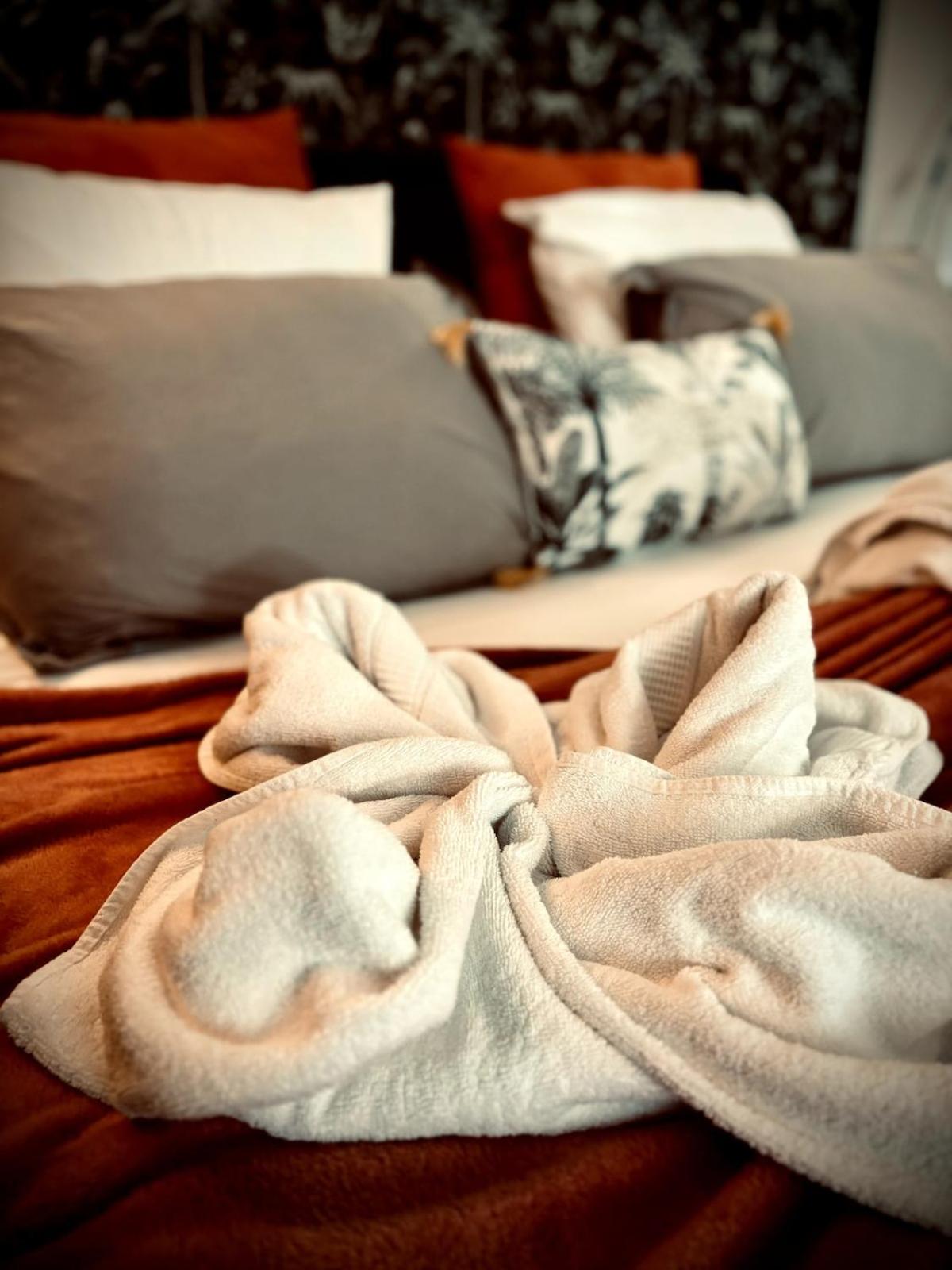 La Charmeuse, suite luxueuse romantique & spa