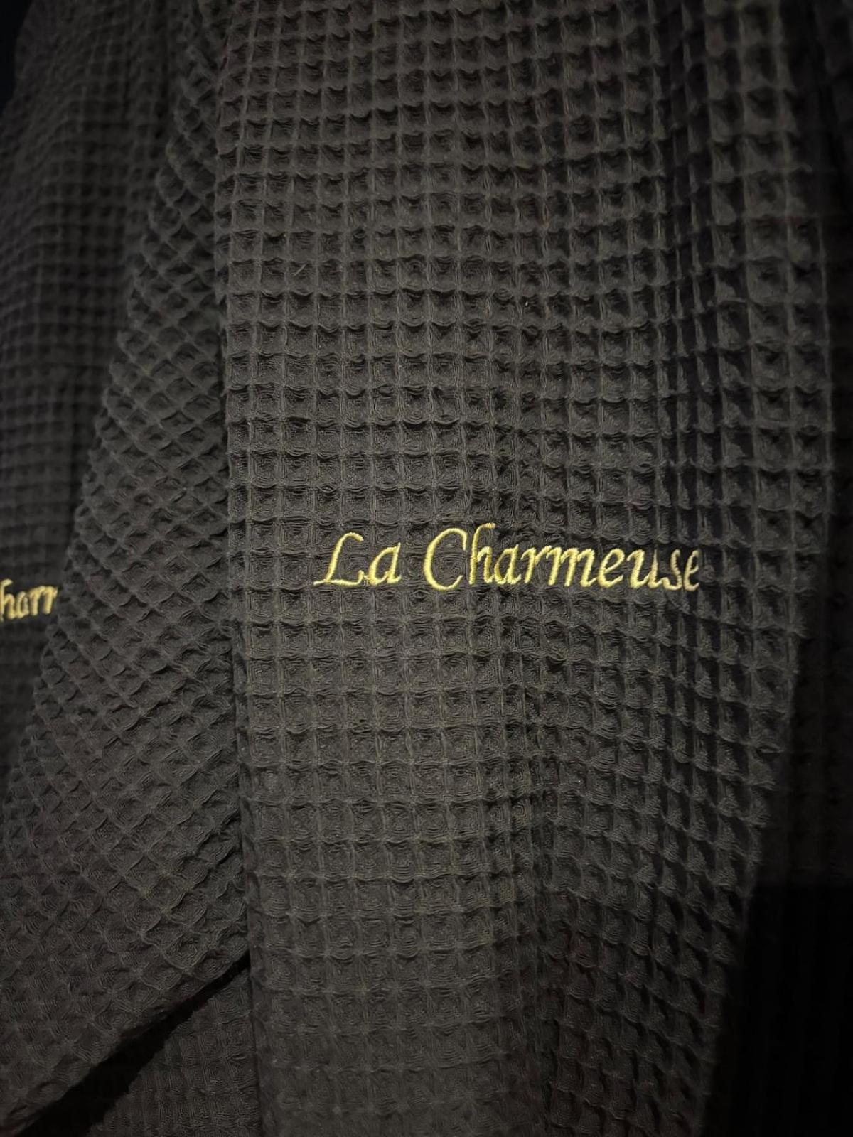 La Charmeuse, suite luxueuse romantique & spa