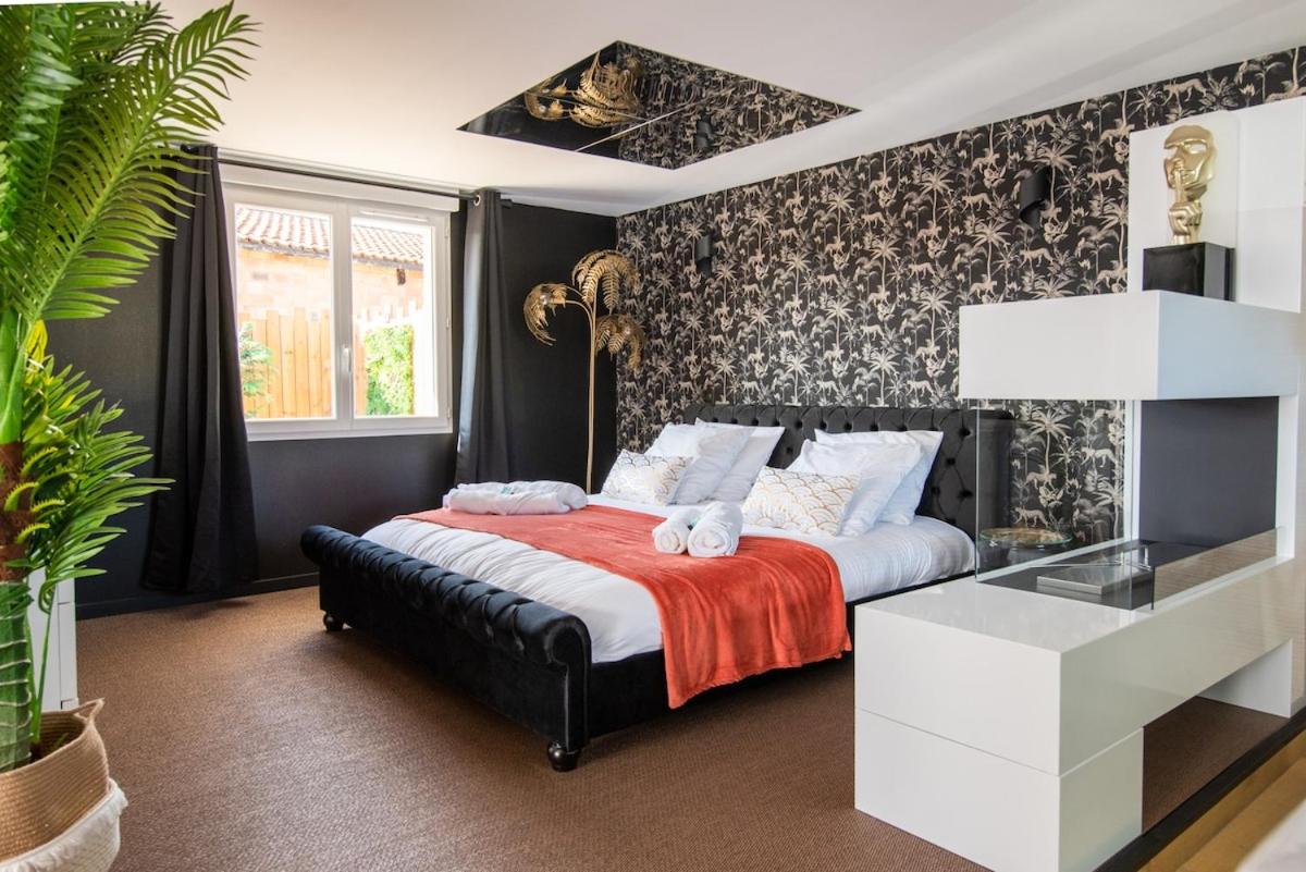 La Charmeuse, suite luxueuse romantique & spa