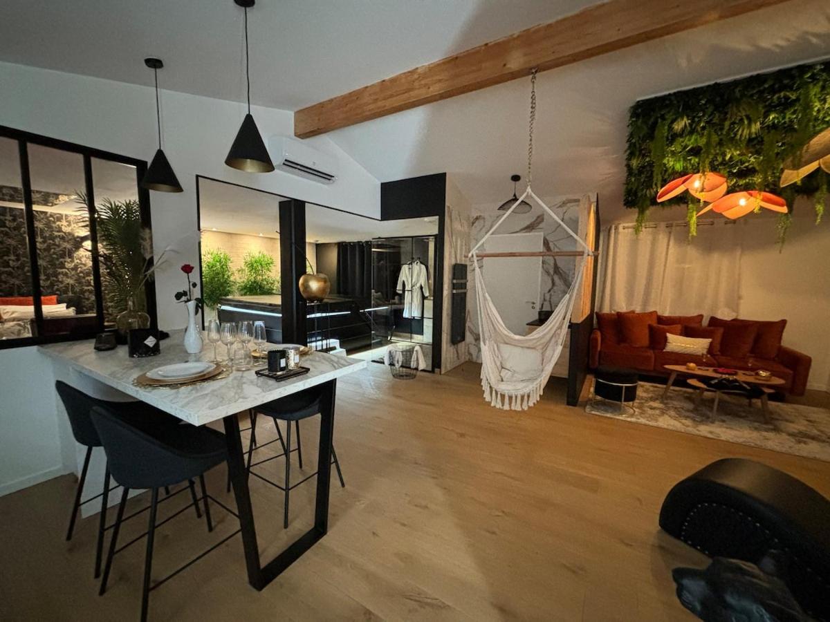 La Charmeuse, suite luxueuse romantique & spa