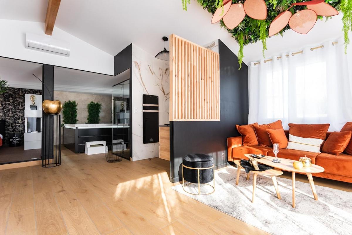 La Charmeuse, suite luxueuse romantique & spa