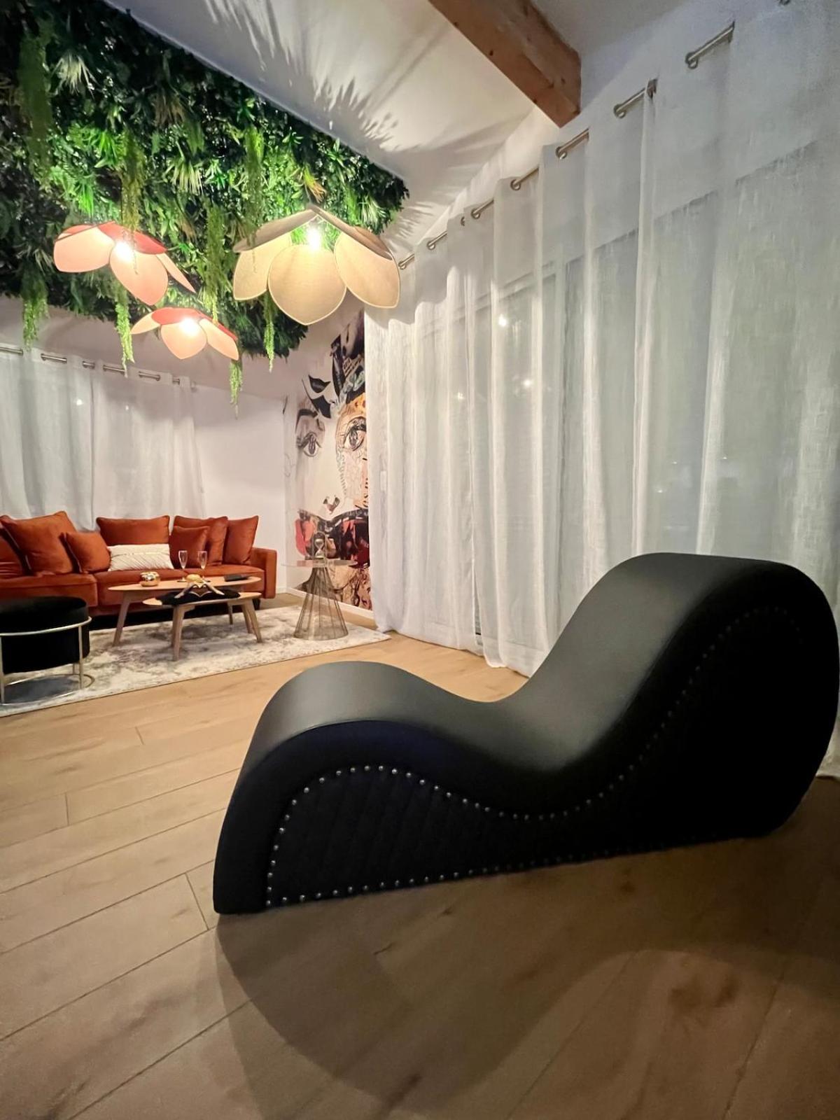 La Charmeuse, suite luxueuse romantique & spa
