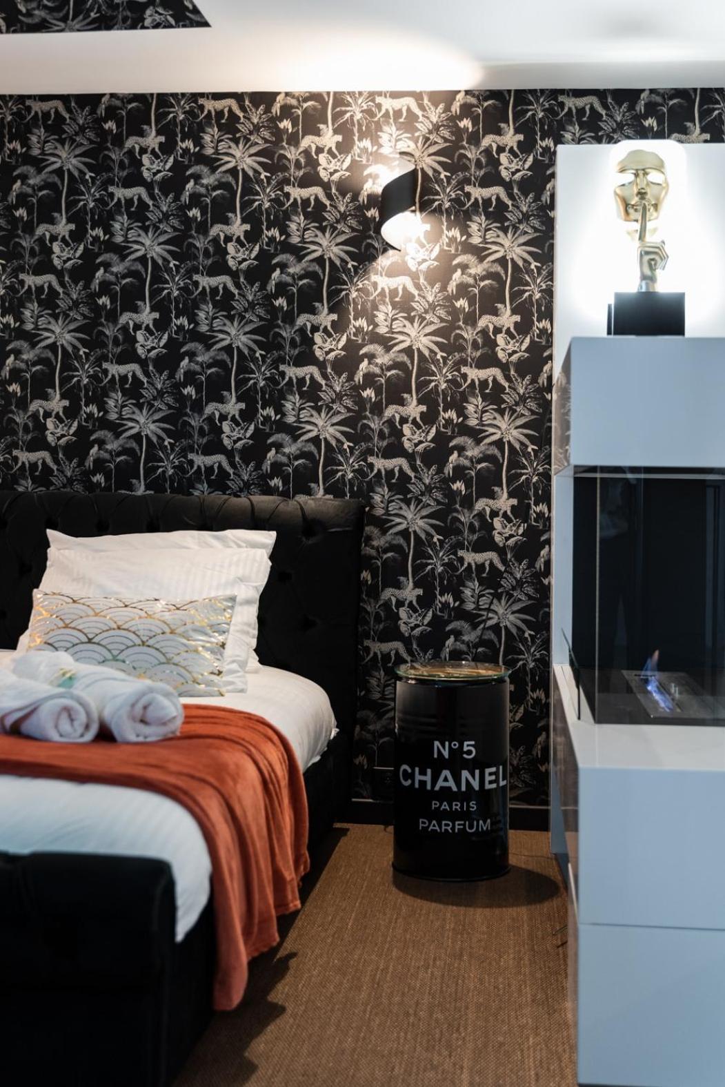 La Charmeuse, suite luxueuse romantique & spa