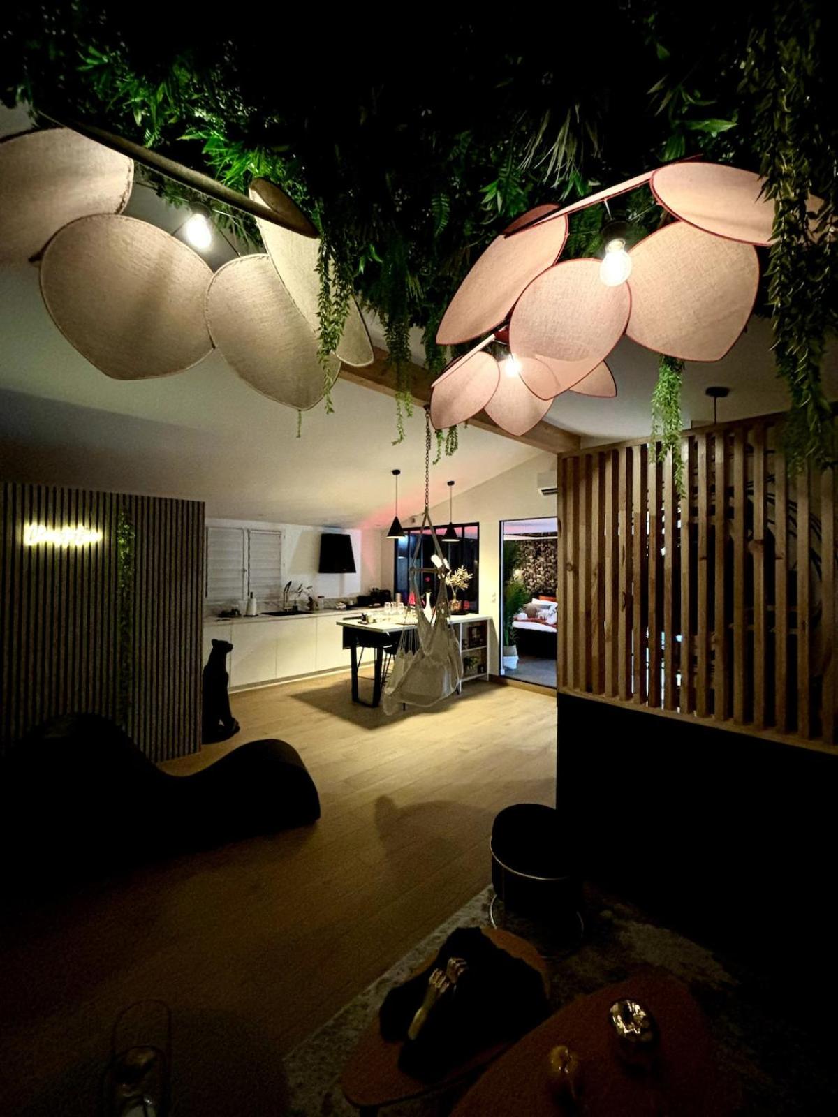 La Charmeuse, suite luxueuse romantique & spa