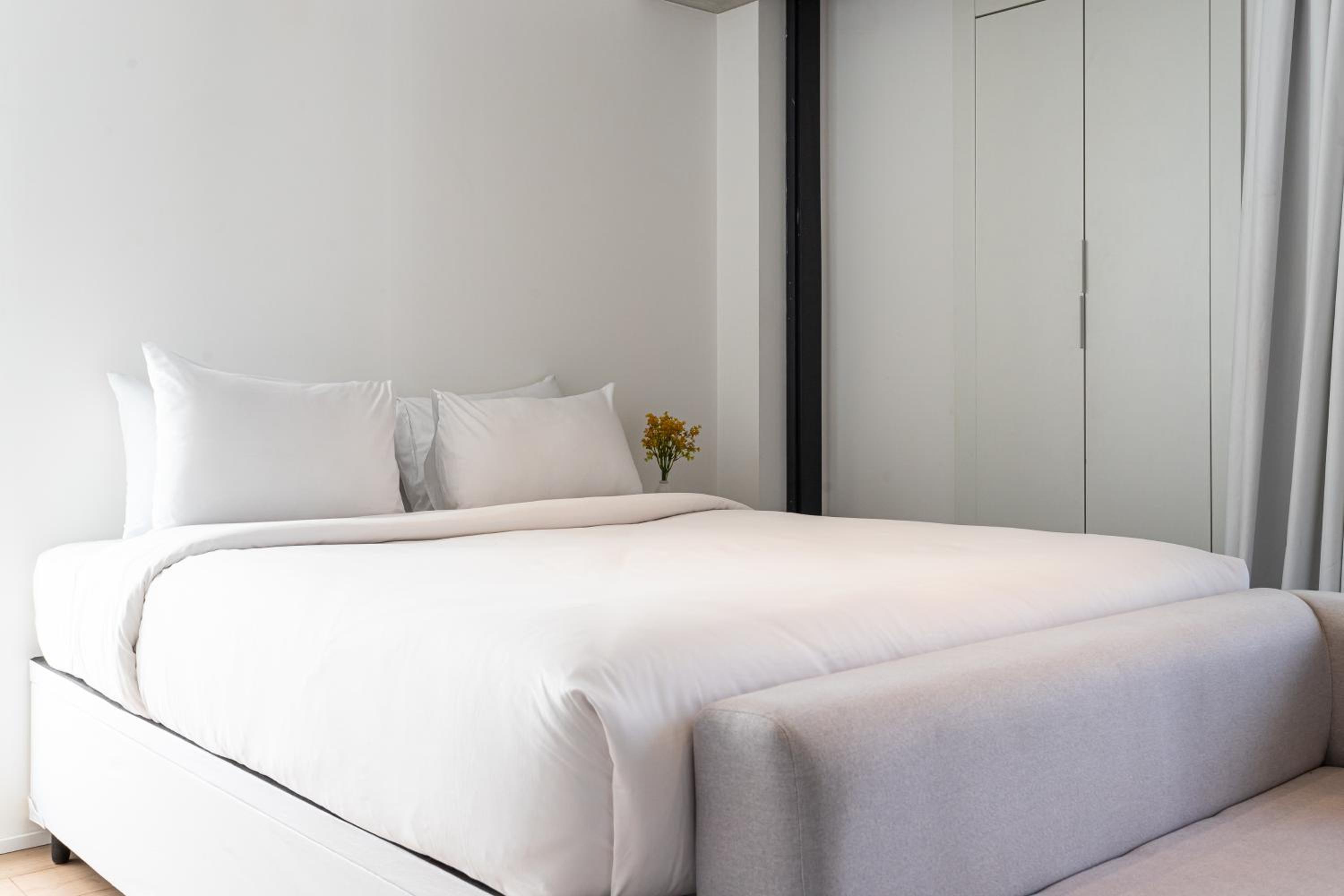 Onze22 by Viva - Estúdios Modernos a 400m do Metrô Vila Madalena com Piscina no Rooftop