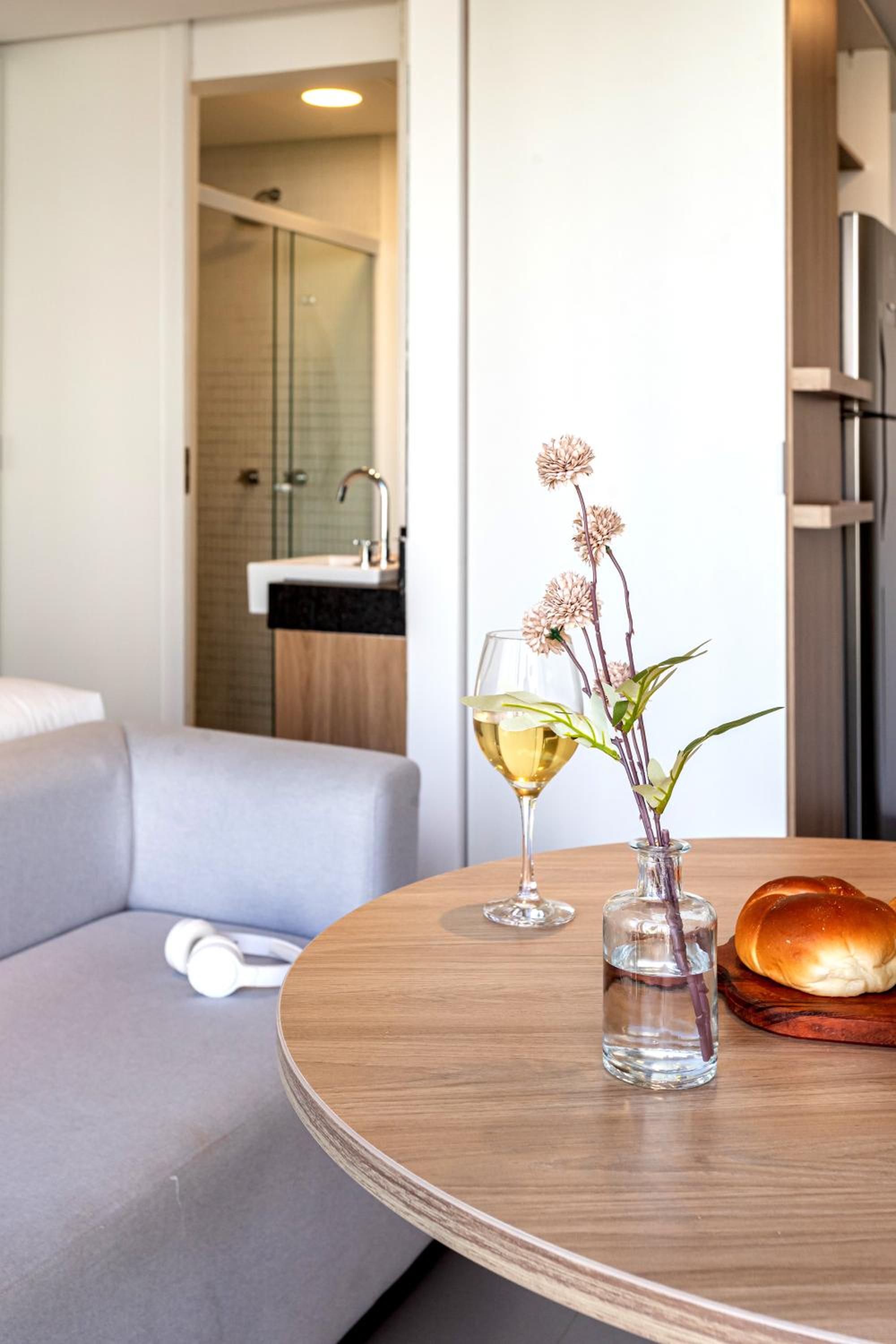 Onze22 by Viva - Estúdios Modernos a 400m do Metrô Vila Madalena com Piscina no Rooftop
