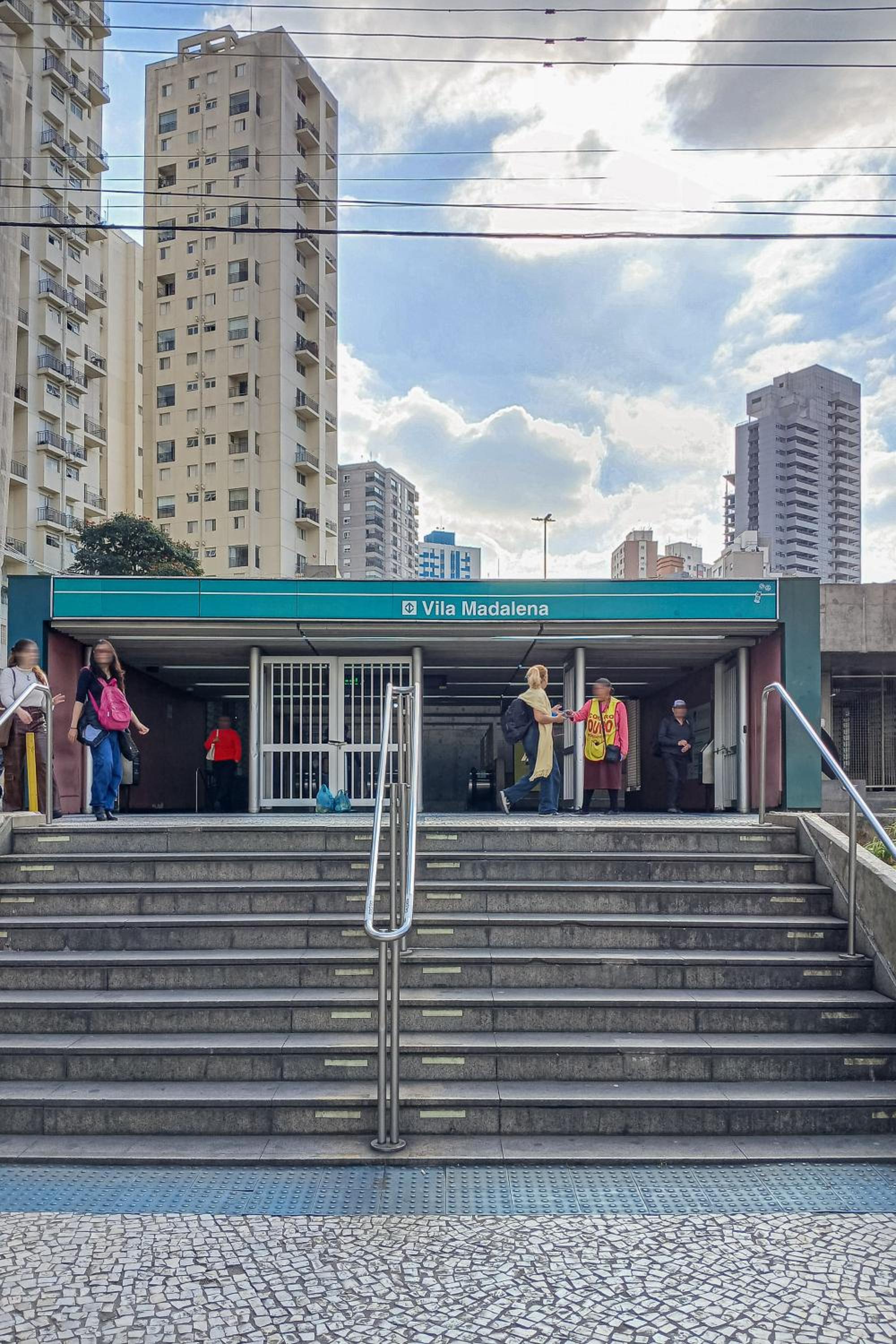 Onze22 by Viva - Estúdios Modernos a 400m do Metrô Vila Madalena com Piscina no Rooftop