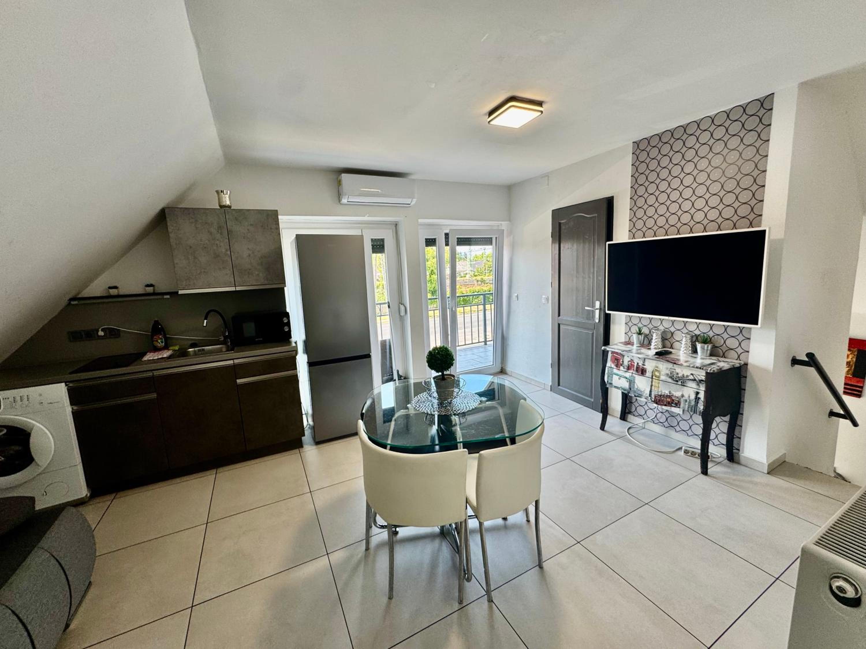 Korona Apartman Balatonboglár, photo 19