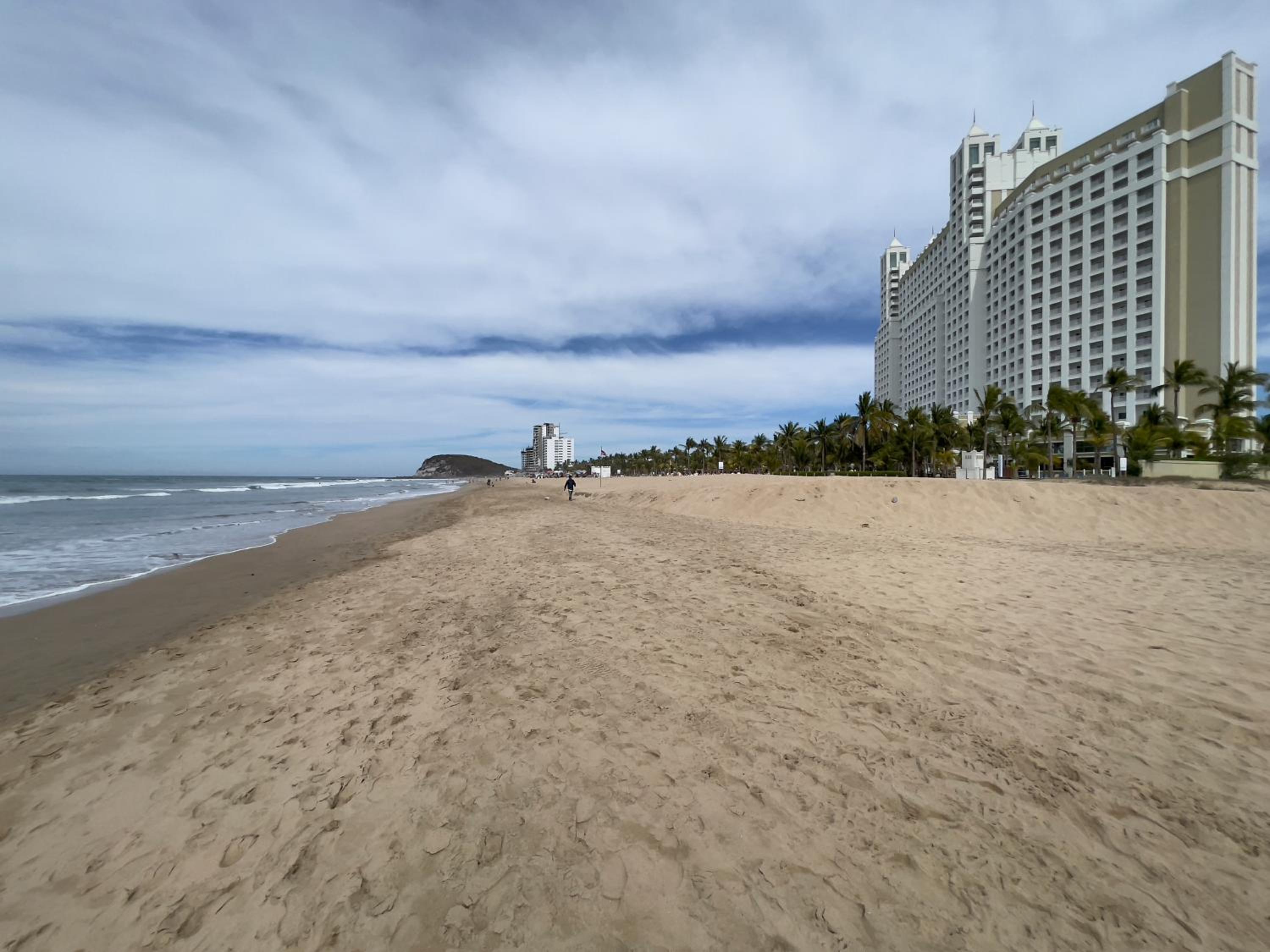 Promo-Pool-Sleep 6-Near Beach Water Park-Gated