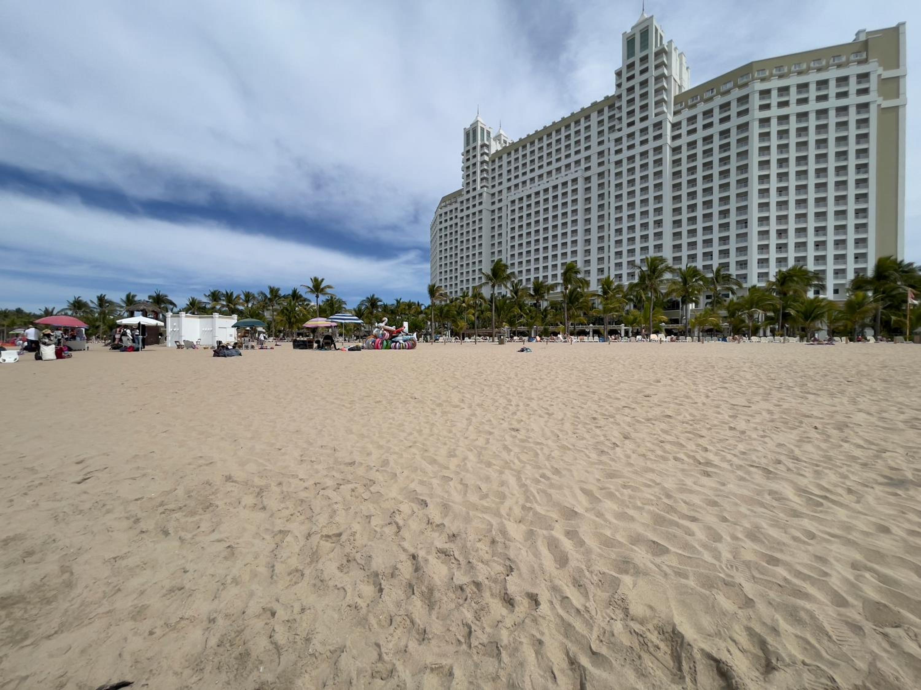 Promo-Pool-Sleep 6-Near Beach Water Park-Gated