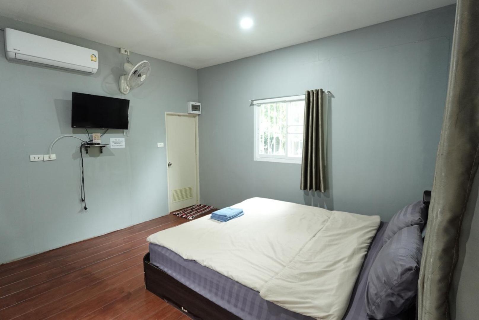 NP Homestay Air-Conditioned Tent, Ban Kaeng Manao - 2