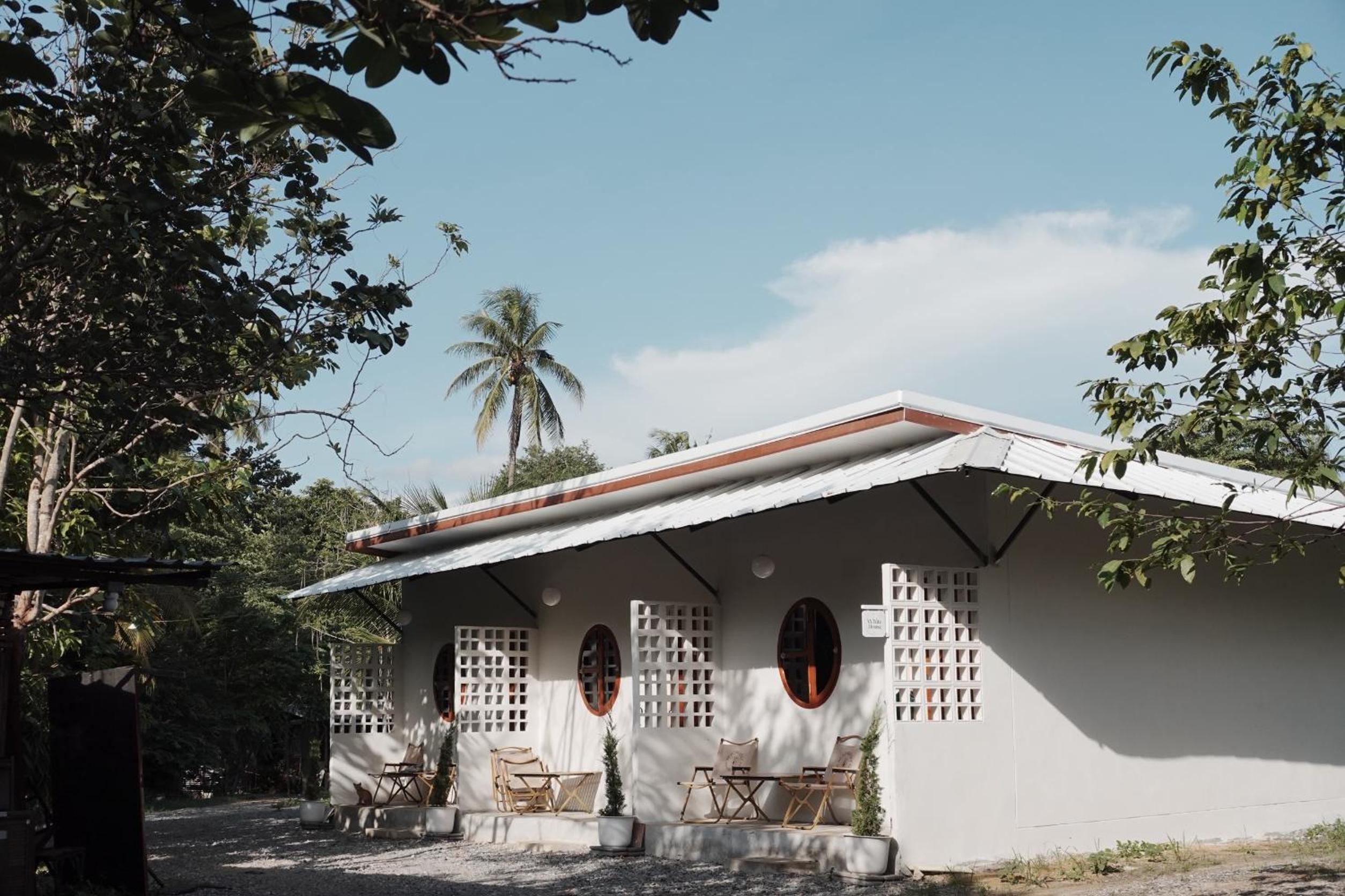 NP Homestay Air-Conditioned Tent, Ban Kaeng Manao - 1