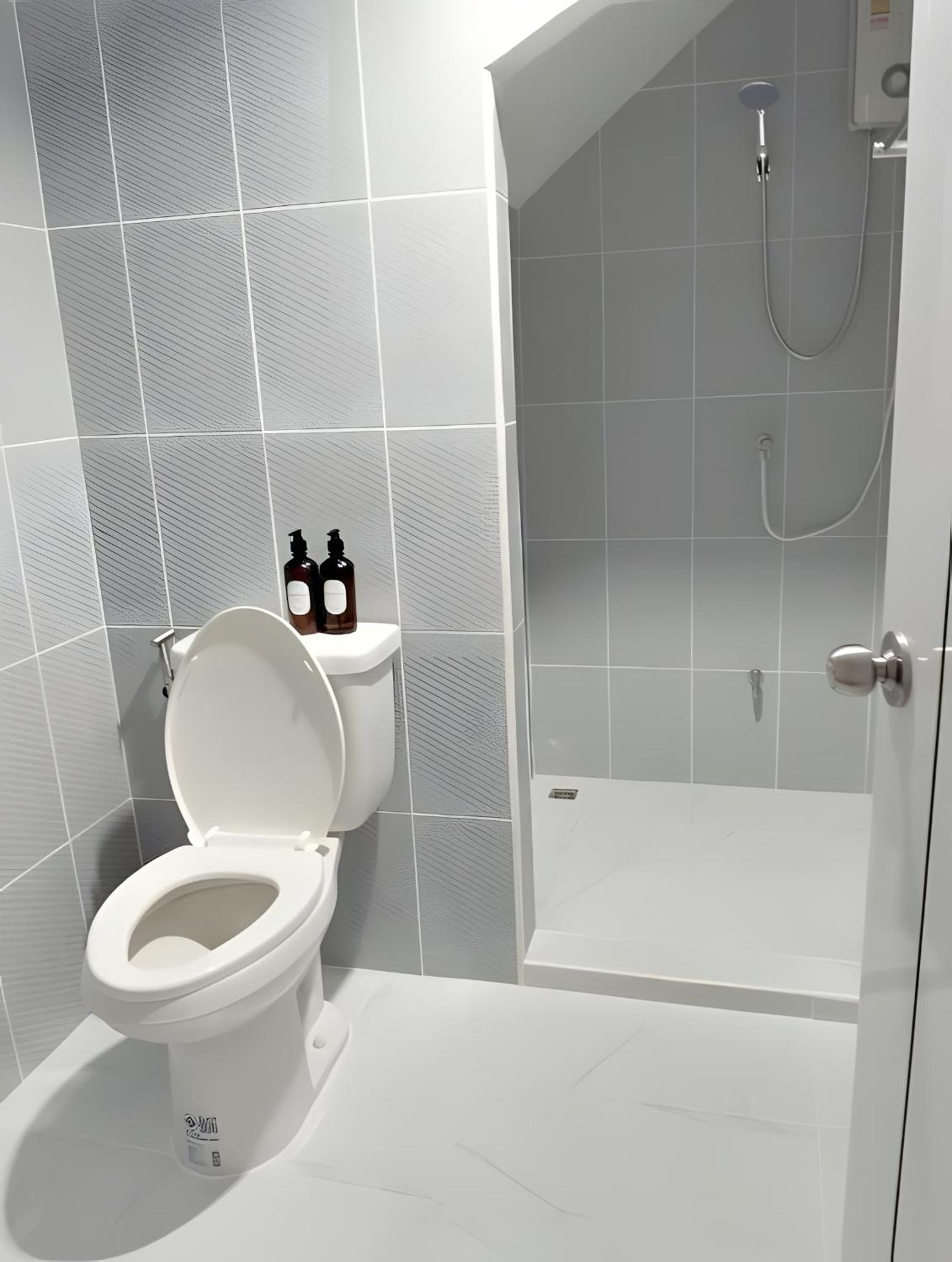 Stay On Sukhumvit Soi 11 BTS Nana - สเตย์ออน สุขุมวิท 11 รถไฟฟ้านานา Pro