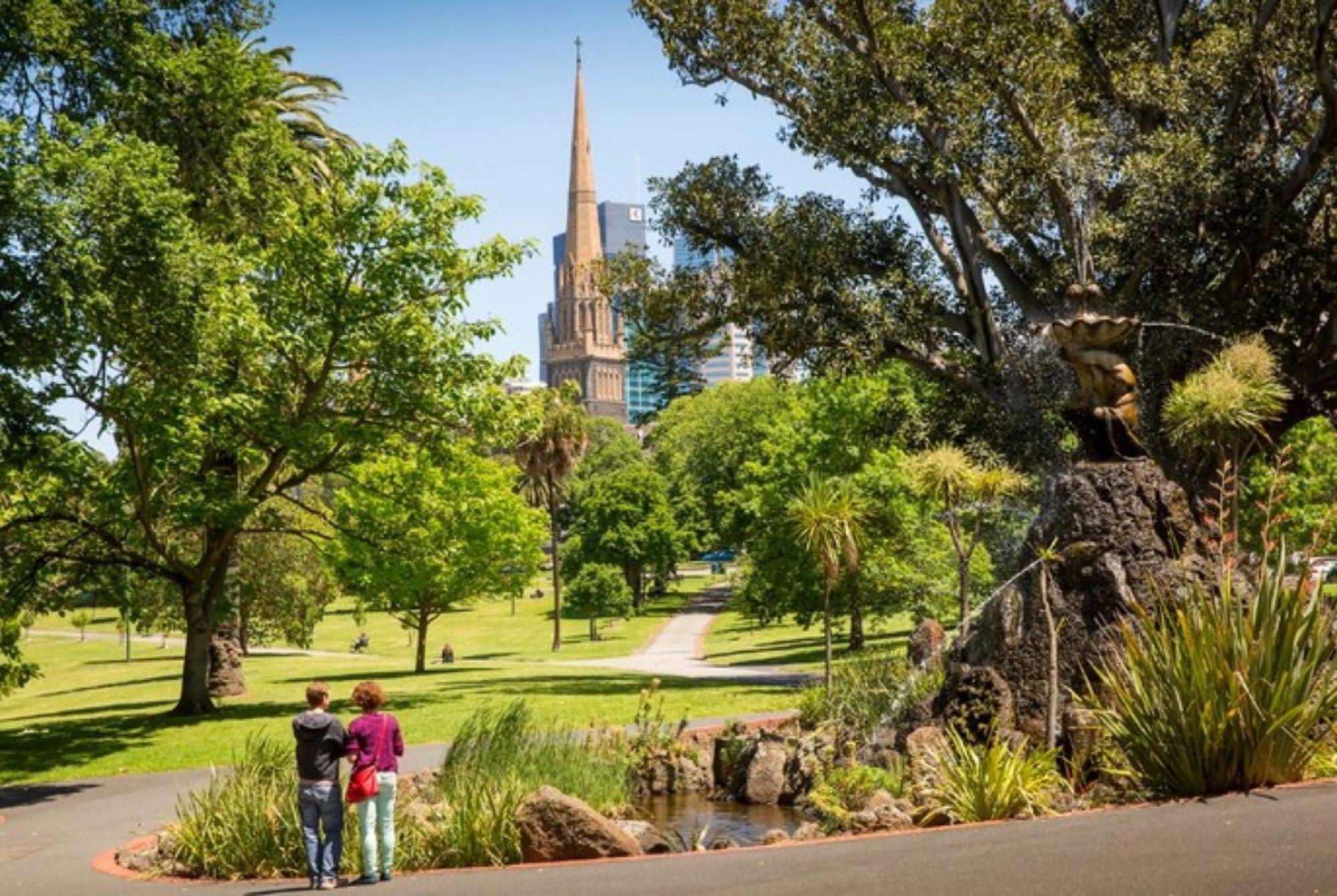 1-Bed Apartment in Central Melbourne