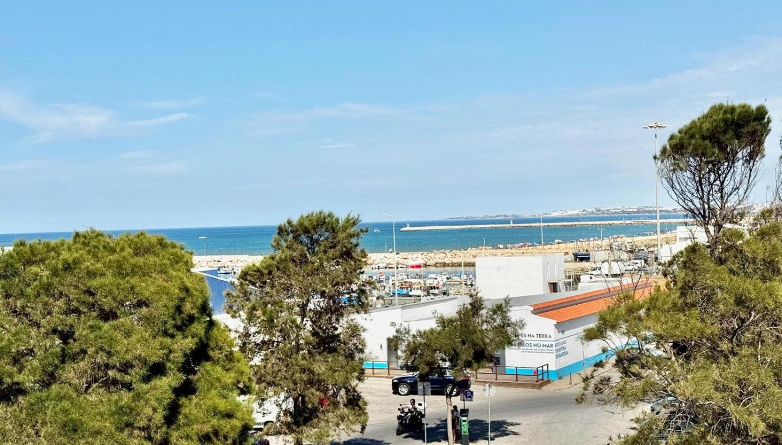 Casa do Largo - Quarteira Algarve