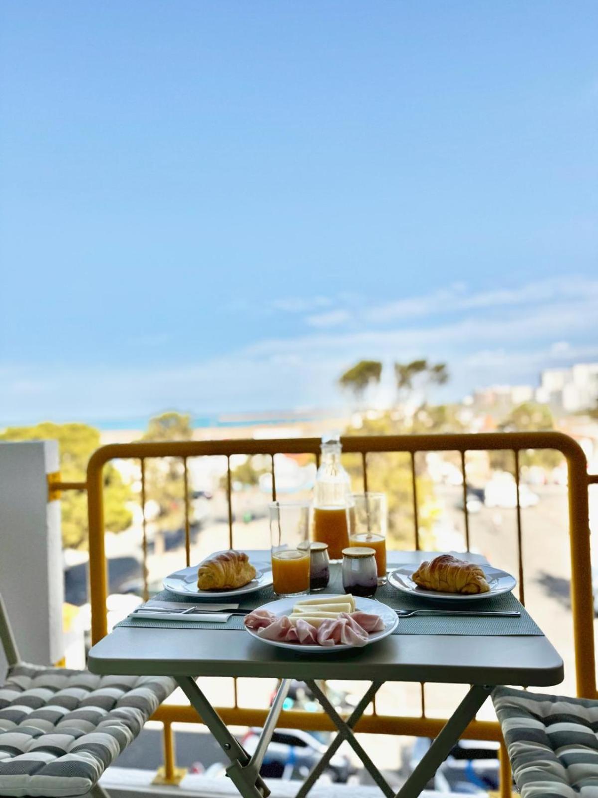 Casa do Largo - Quarteira Algarve