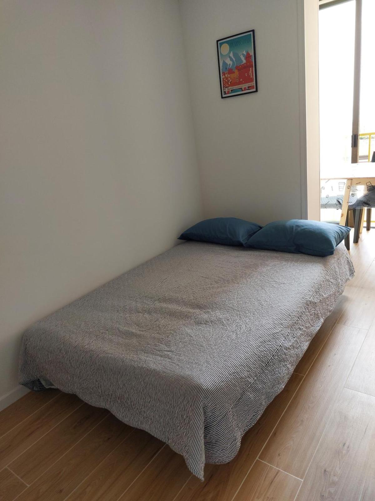 Appart avec loggia en front de mer et superbe vue
