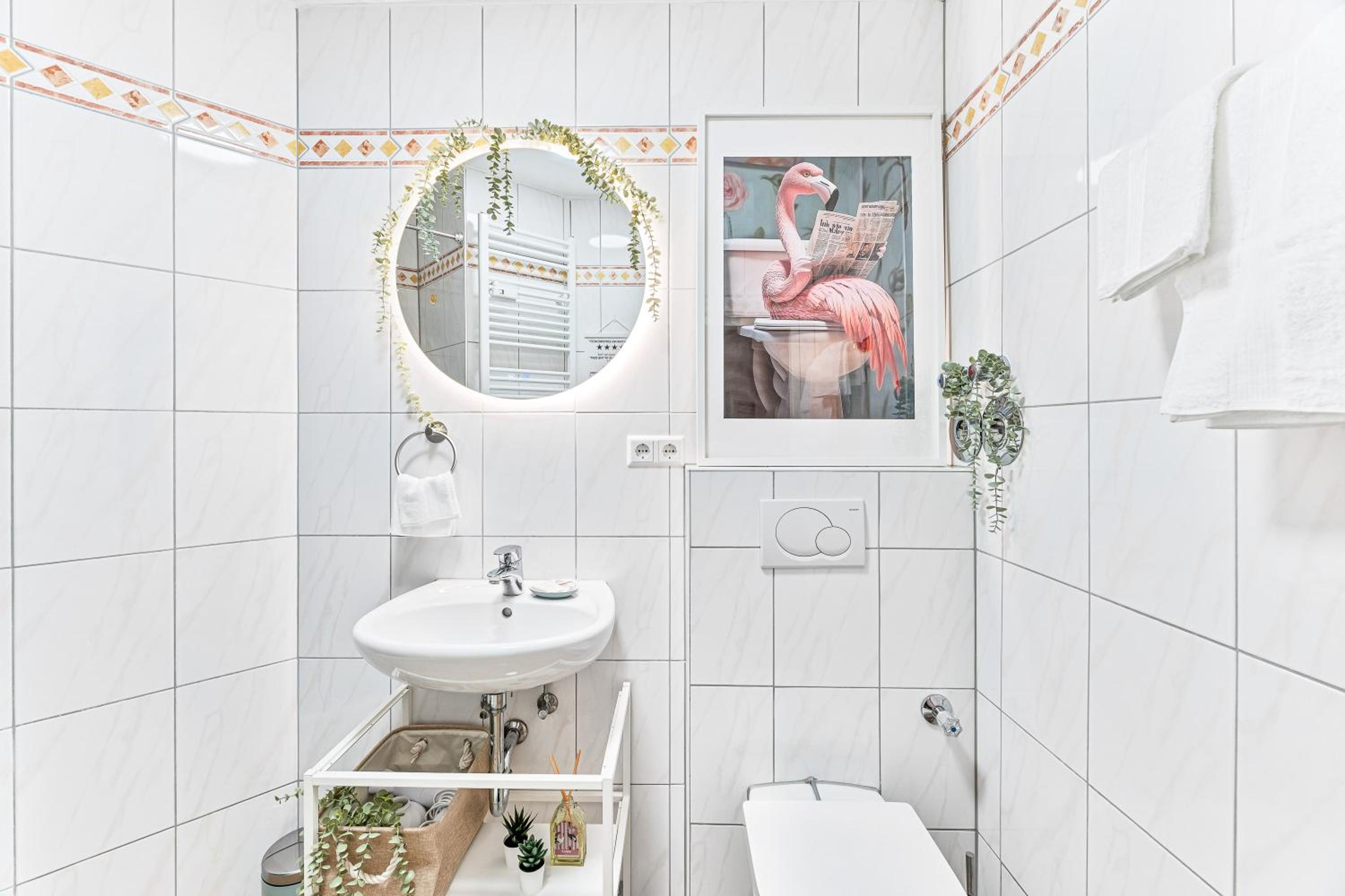 Goldstadt Pop-Art Apartment