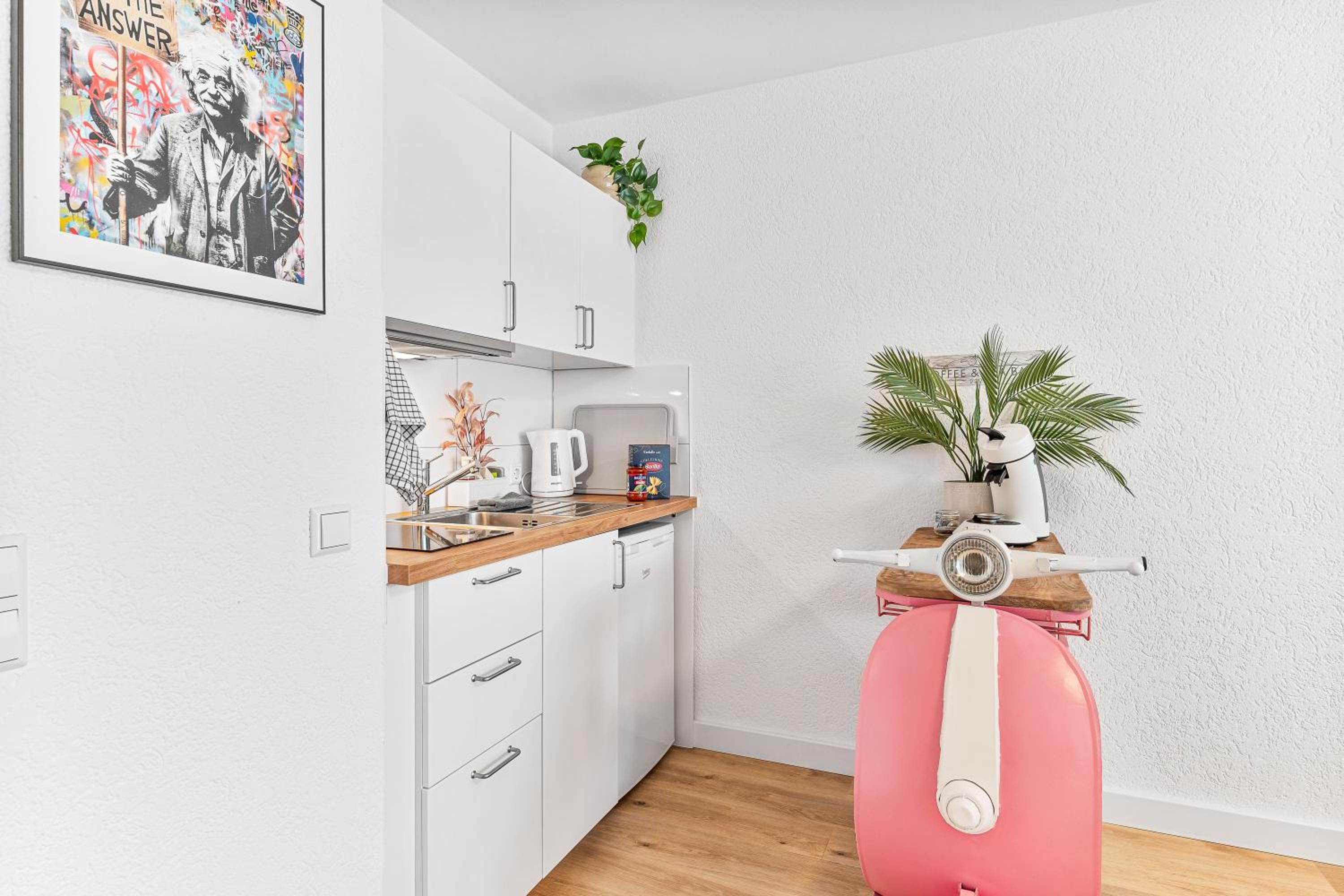 Goldstadt Pop-Art Apartment