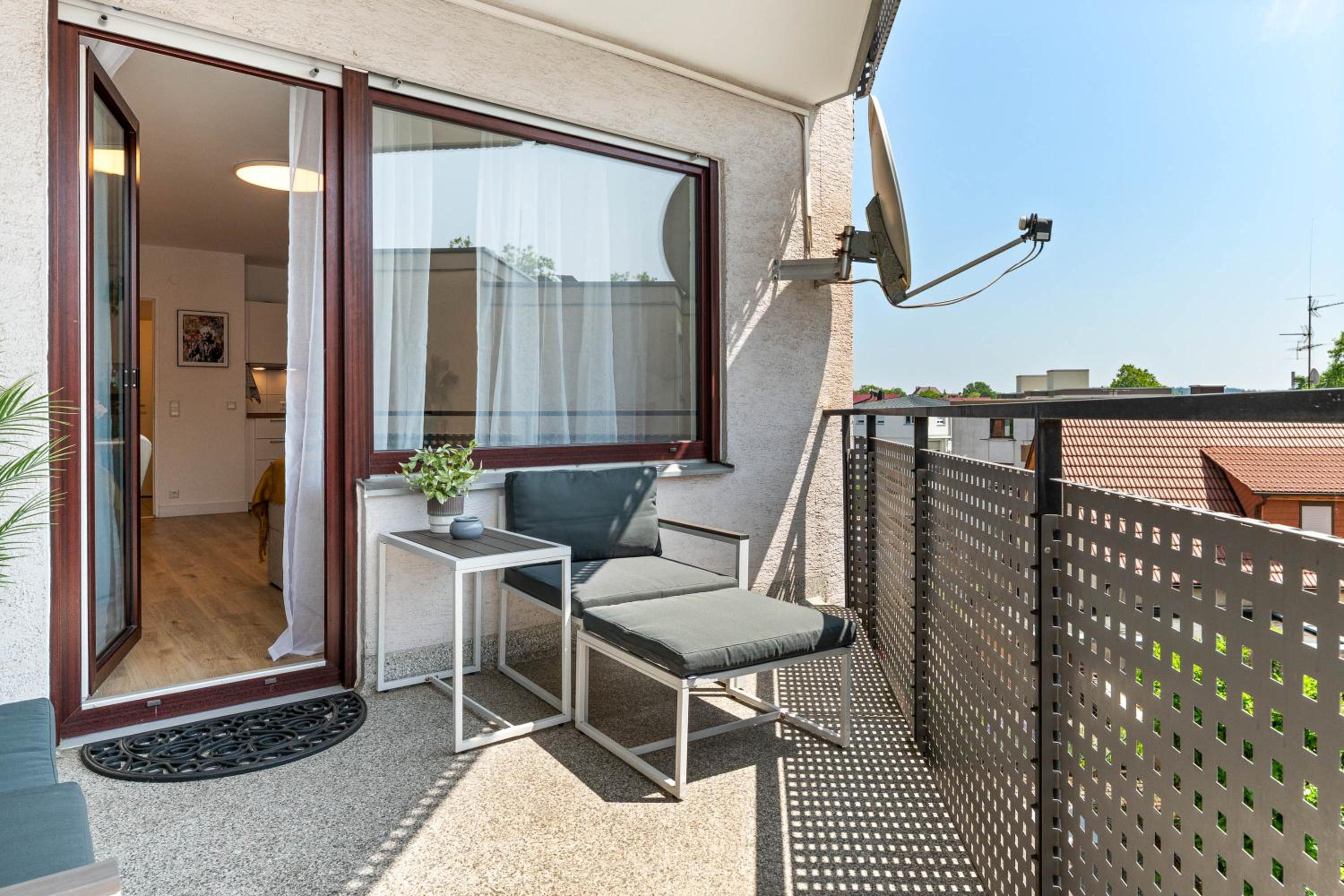 Goldstadt Pop-Art Apartment