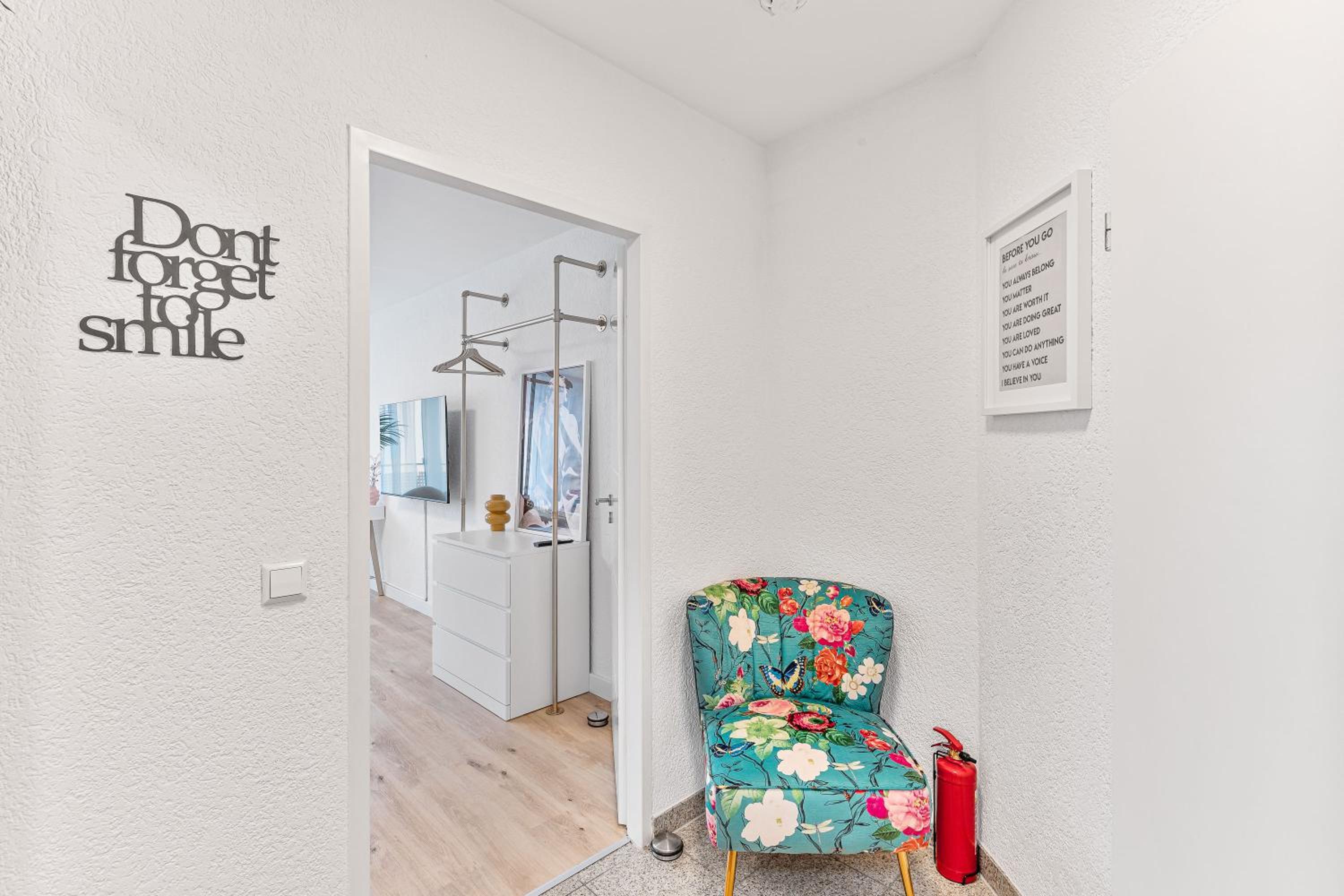 Goldstadt Pop-Art Apartment